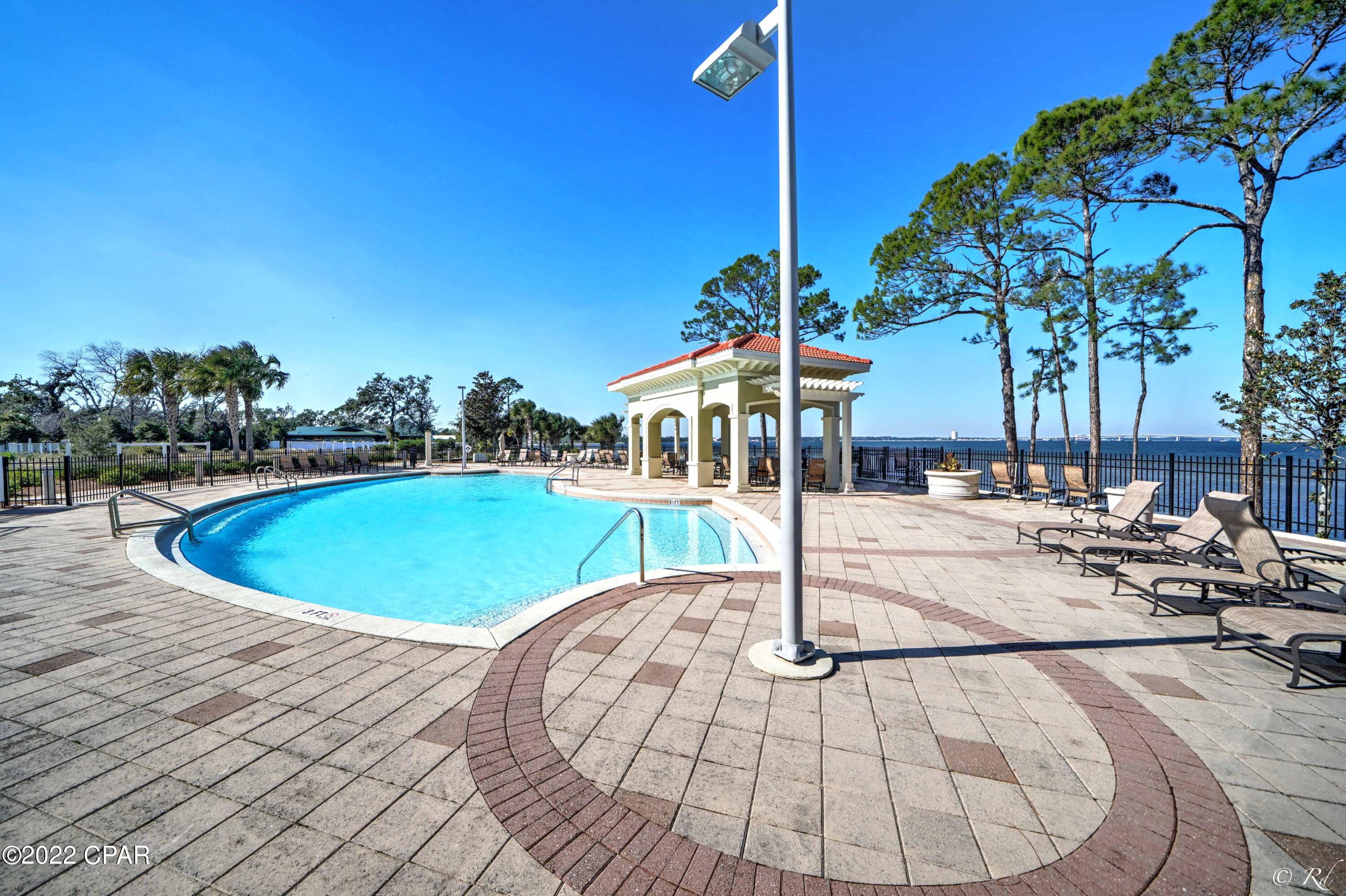 Magnolia Bay Club - Residential