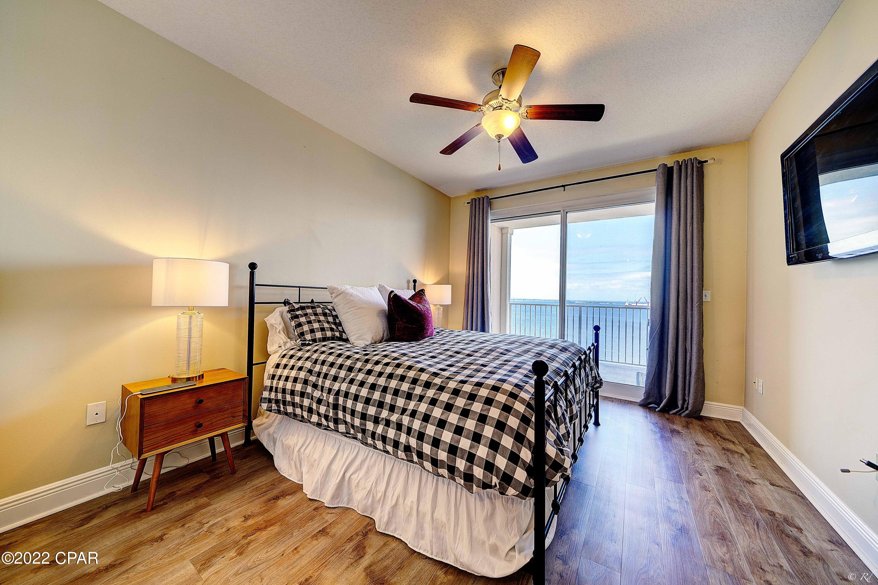 Magnolia Bay Club - Residential