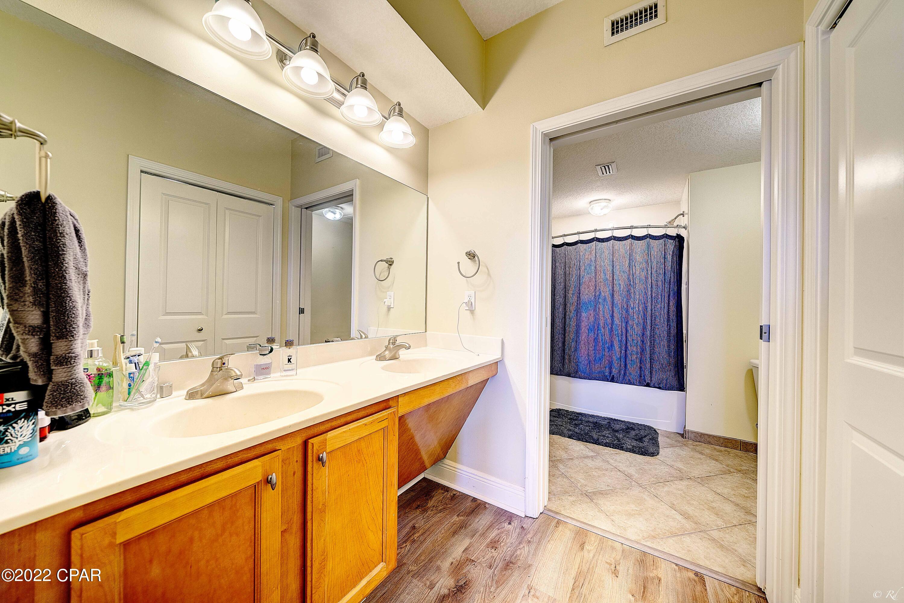 Magnolia Bay Club - Residential