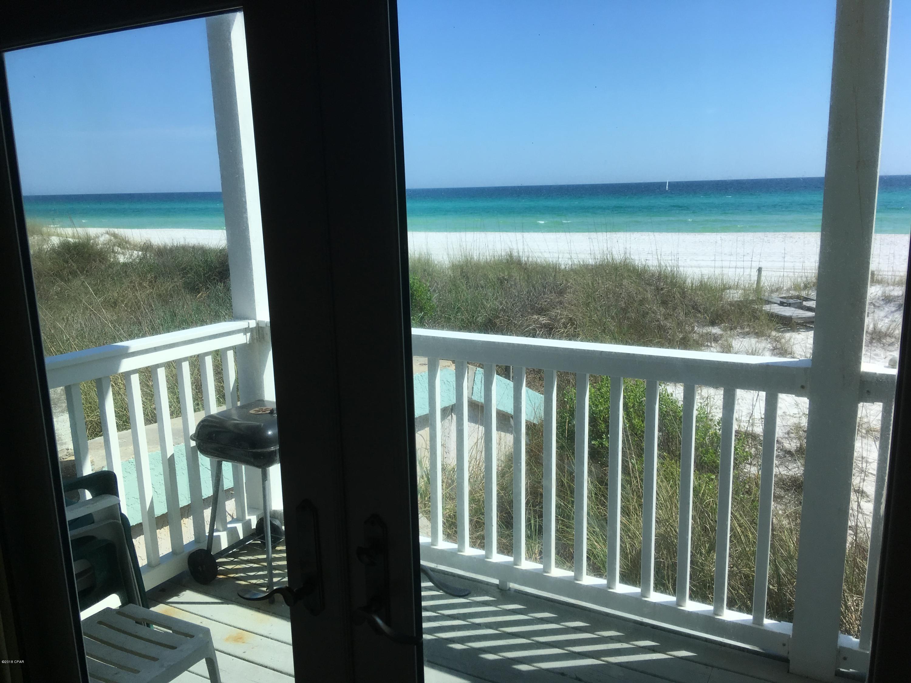 Harbour Arms Condo. - Residential