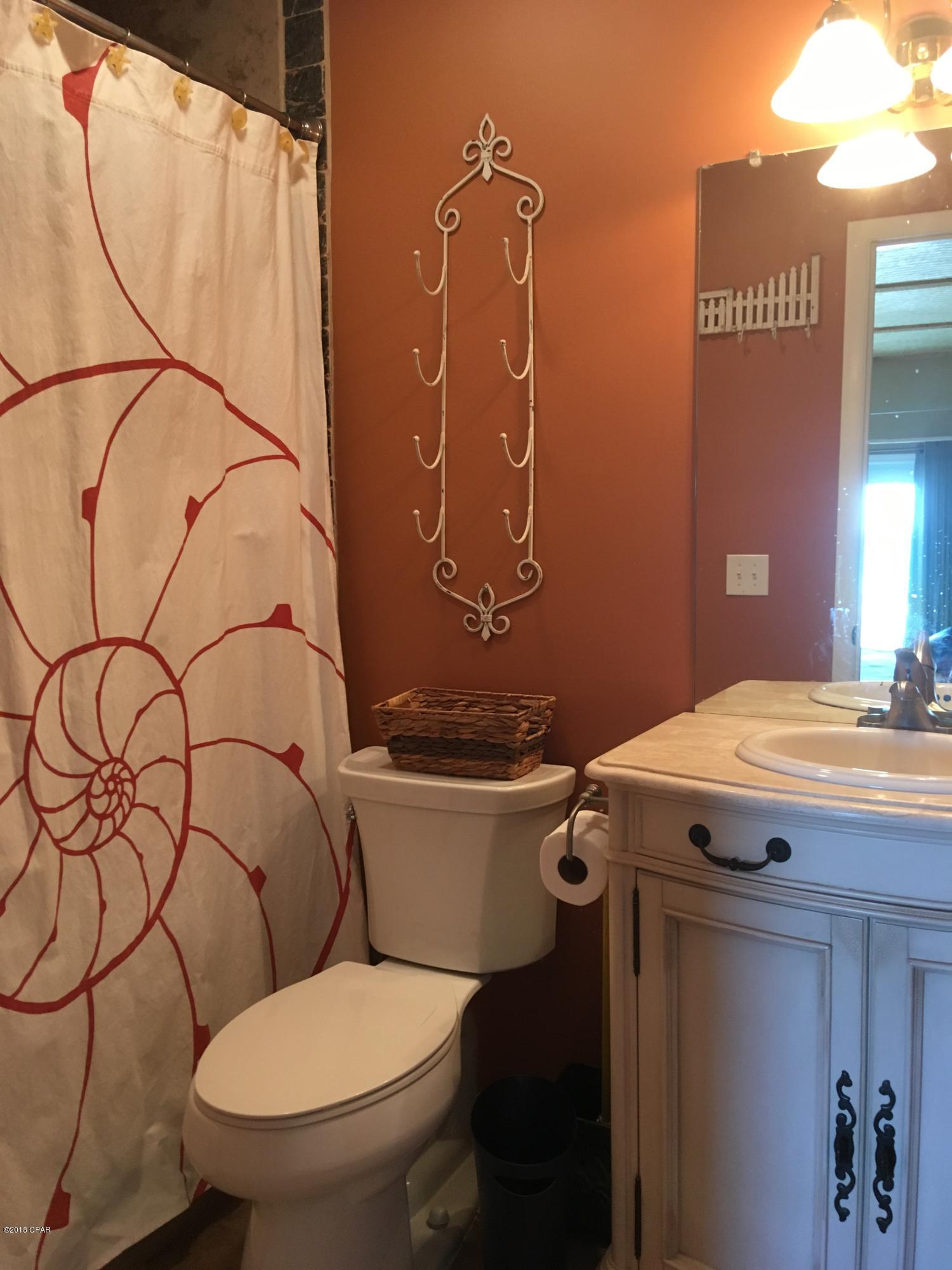 Harbour Arms Condo. - Residential