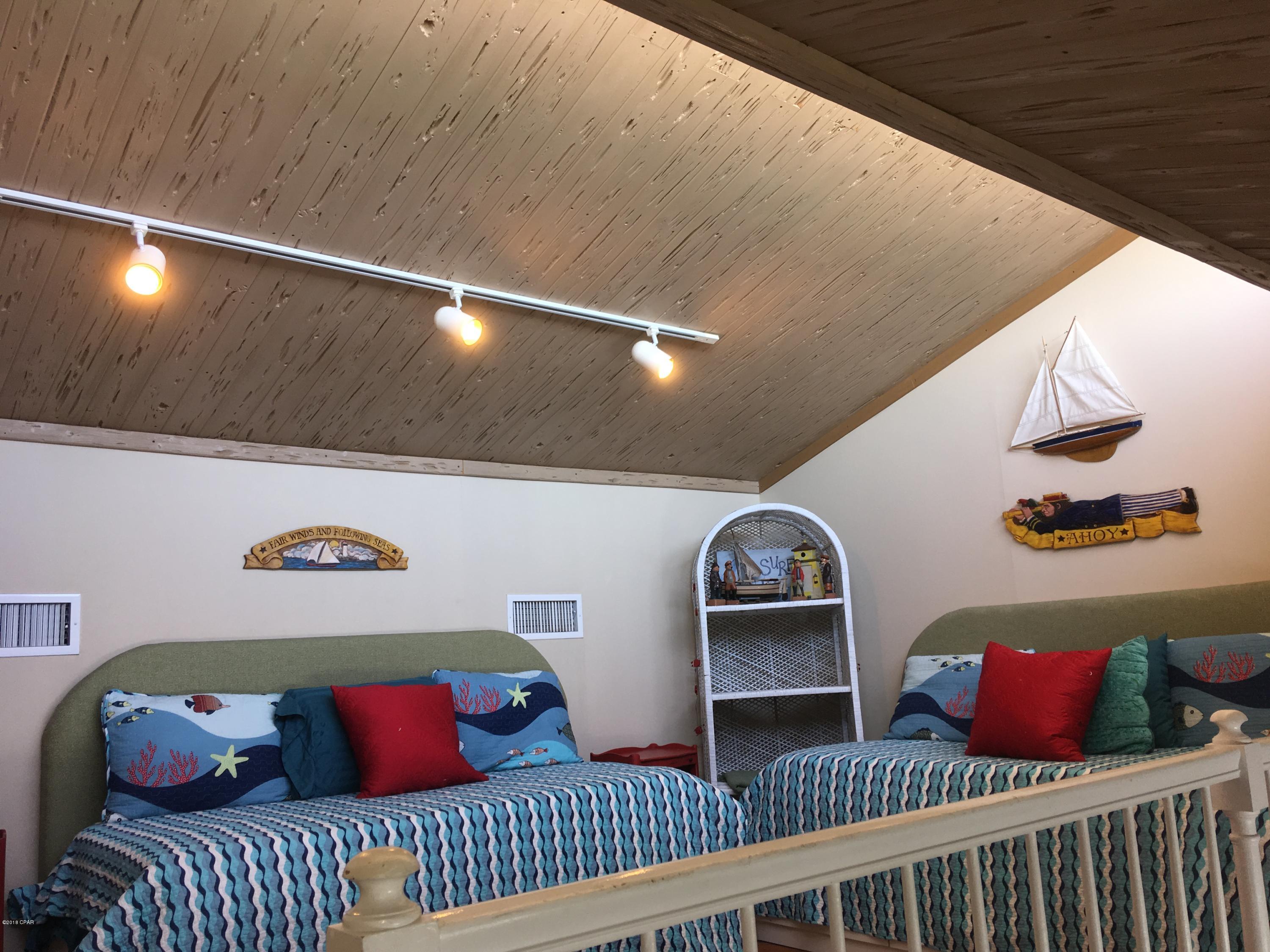 Harbour Arms Condo. - Residential