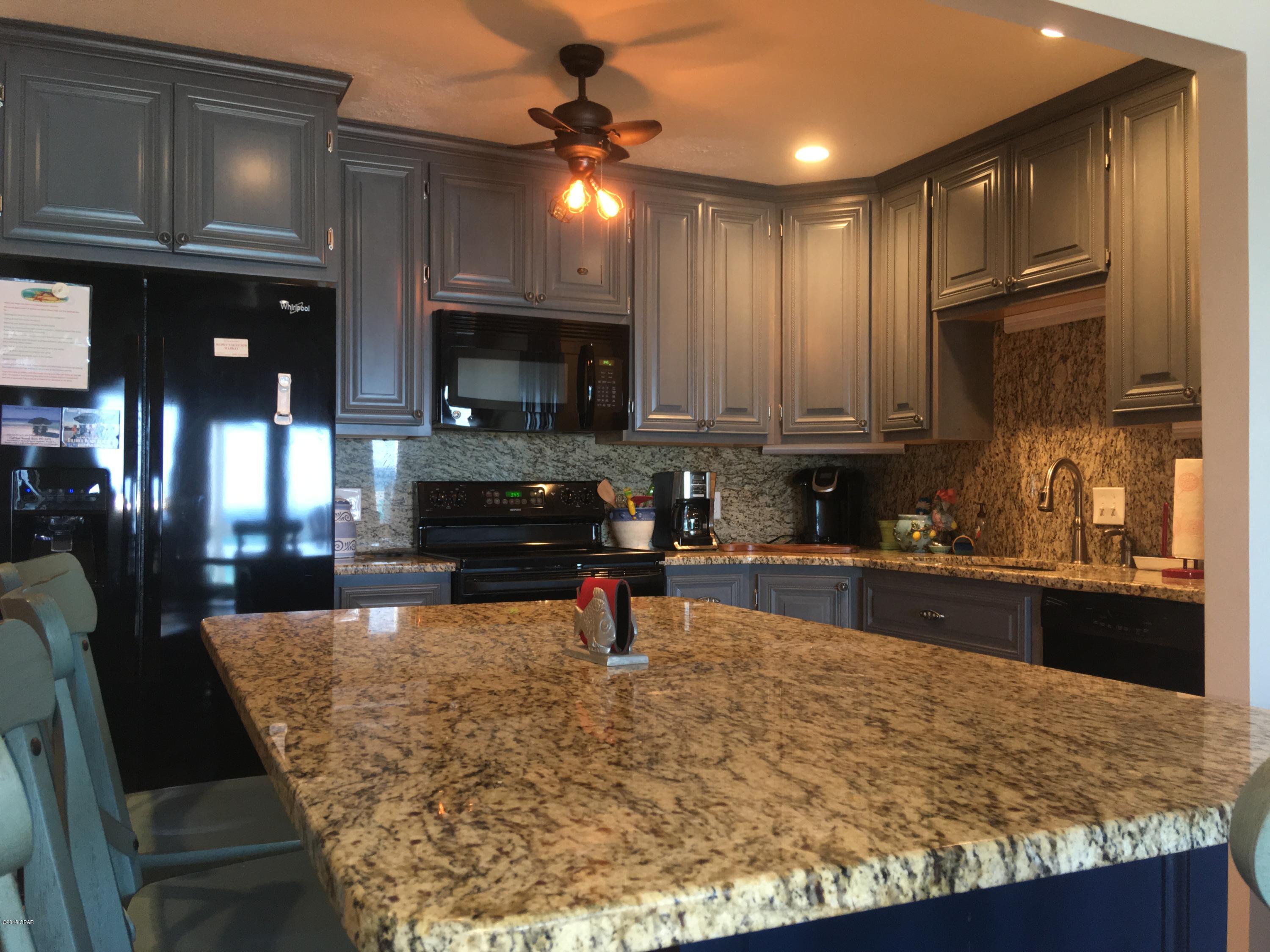 Harbour Arms Condo. - Residential