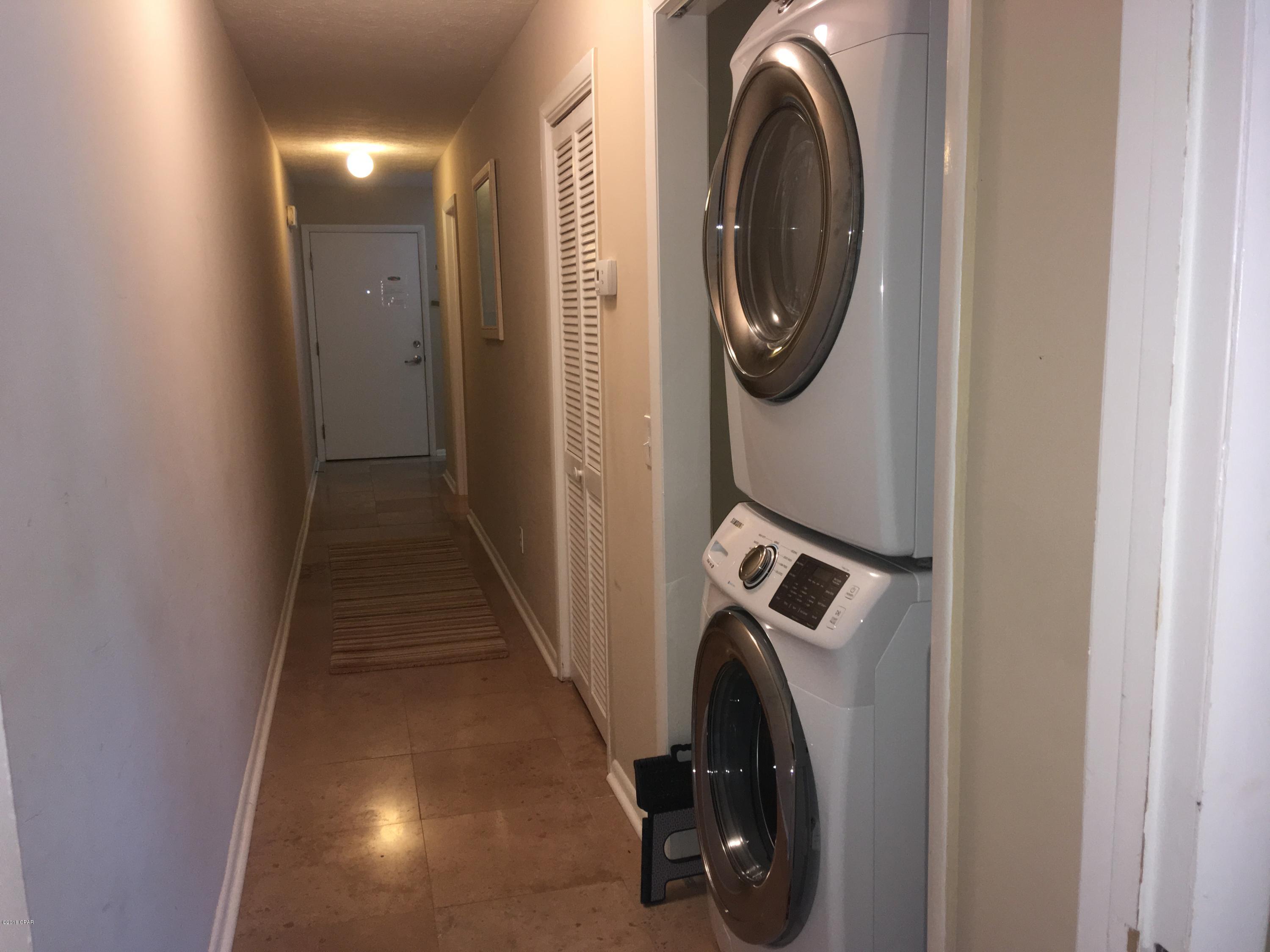 Harbour Arms Condo. - Residential