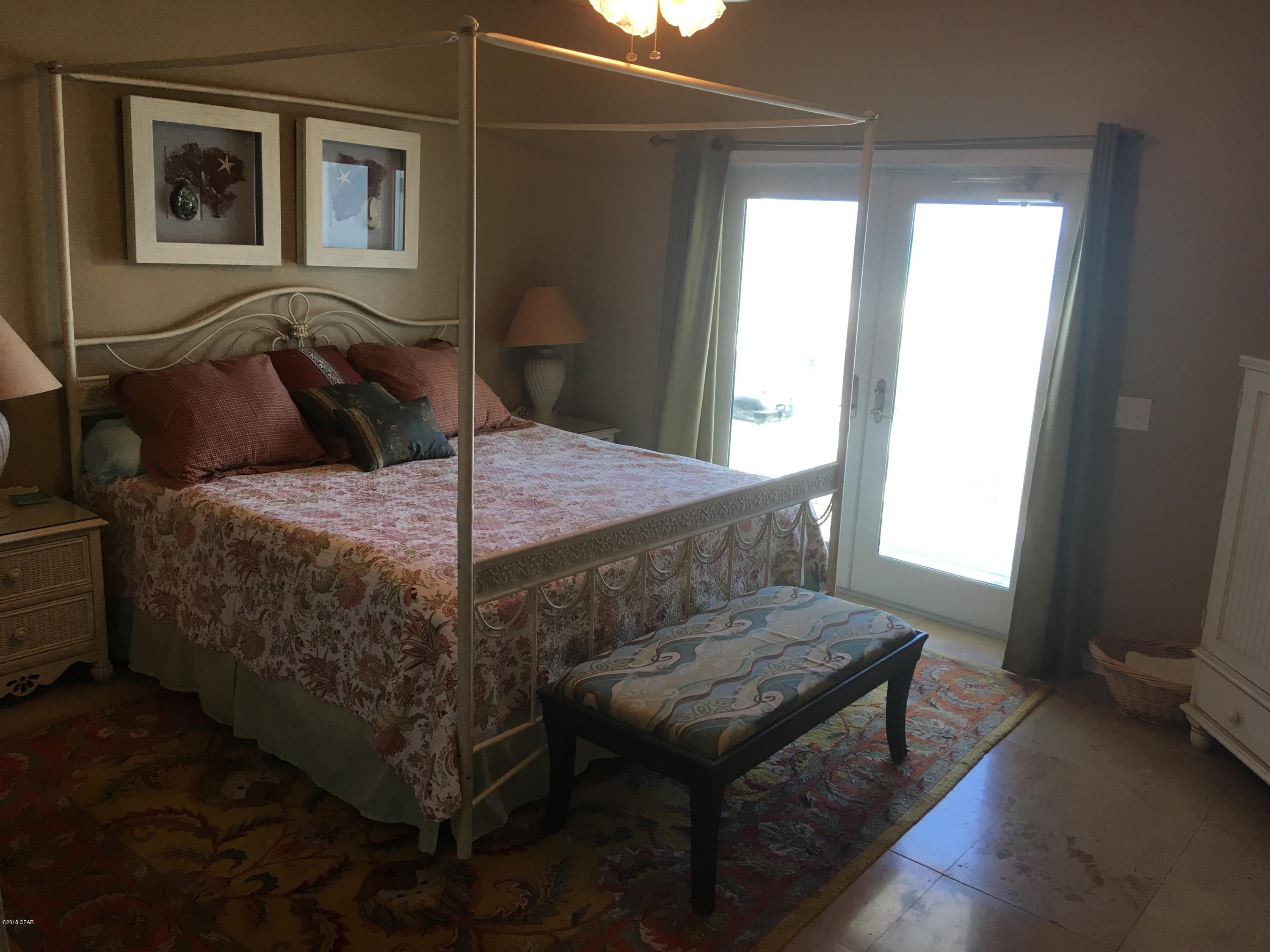 Harbour Arms Condo. - Residential