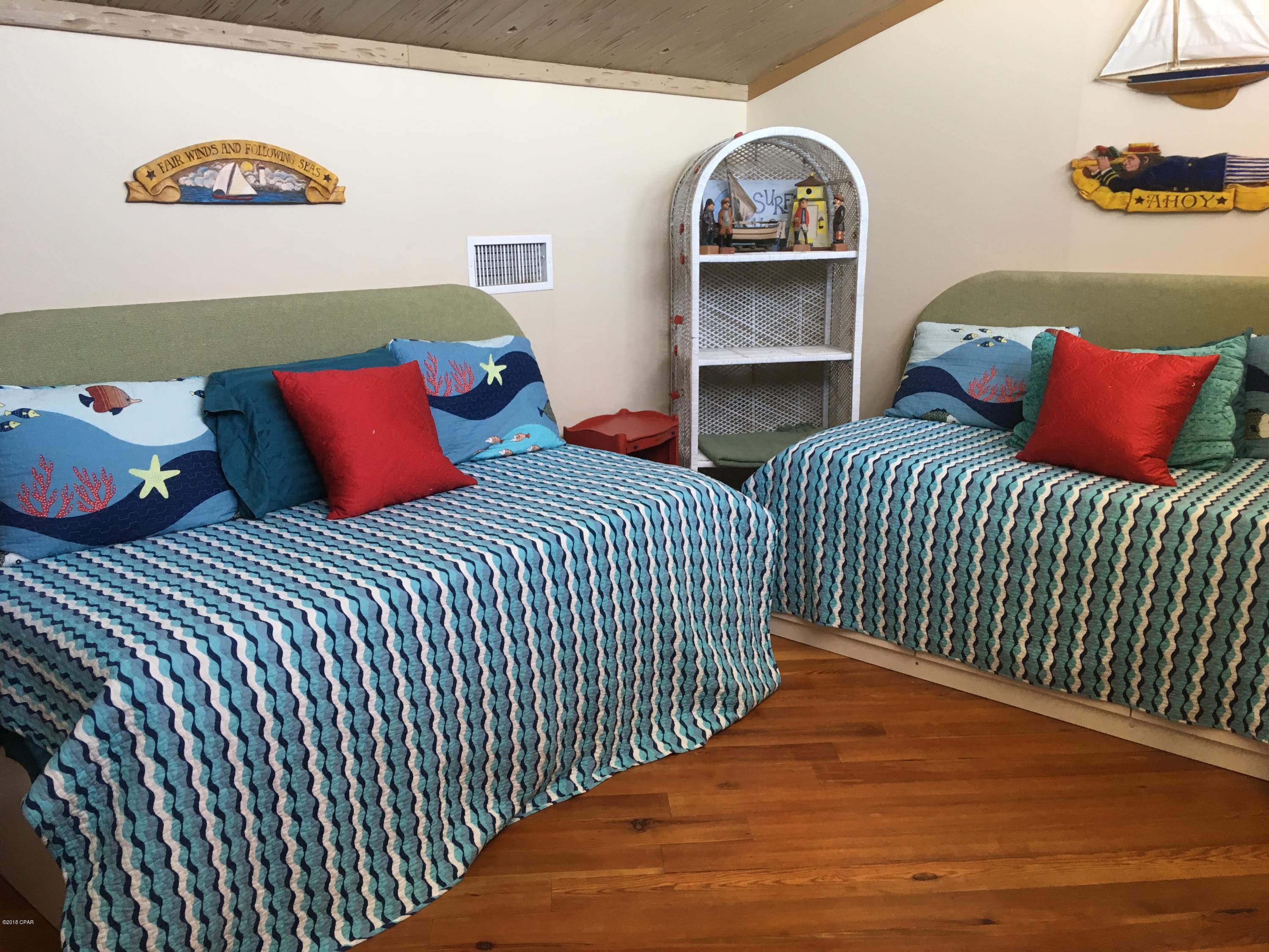 Harbour Arms Condo. - Residential