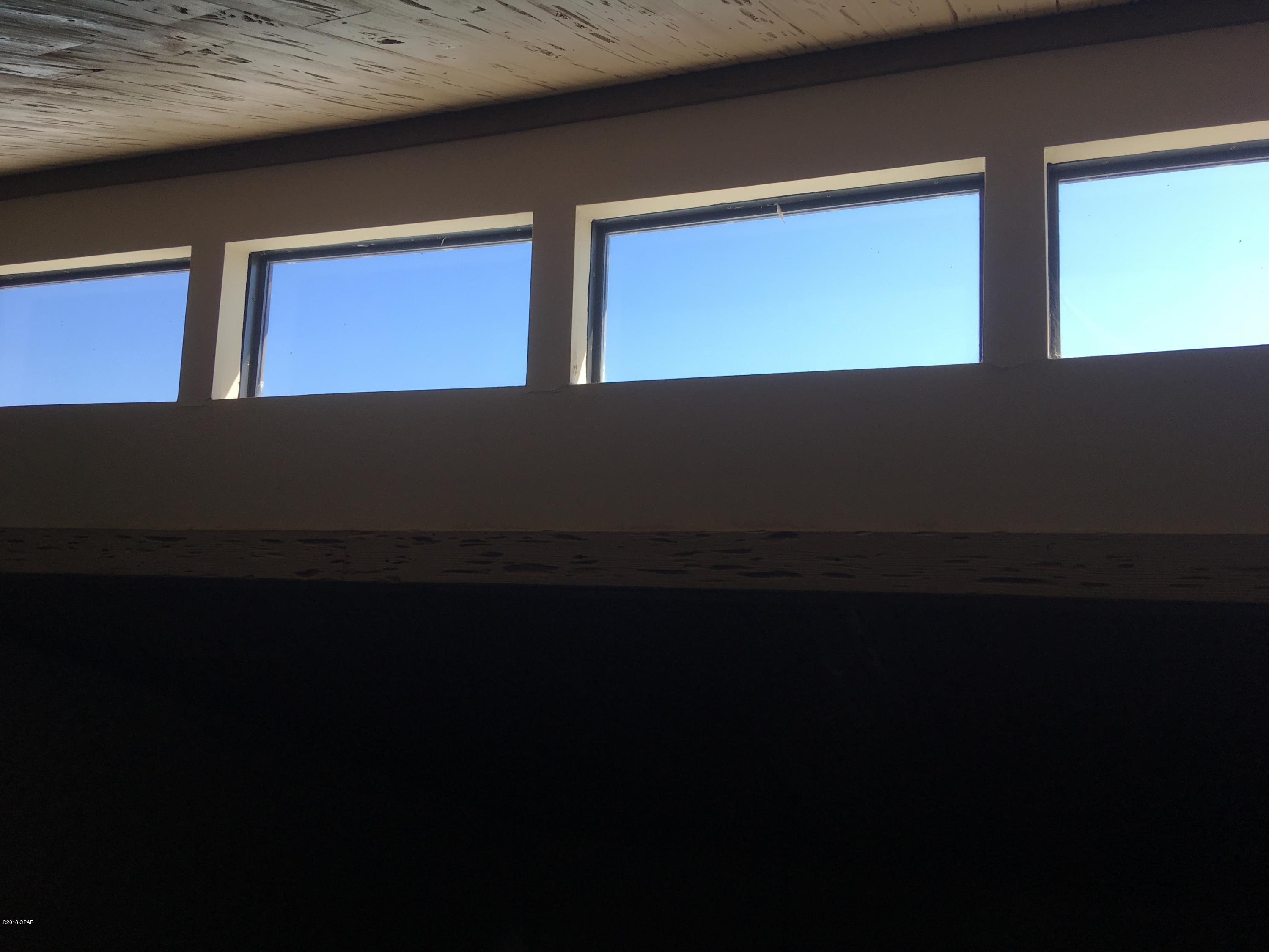 Harbour Arms Condo. - Residential