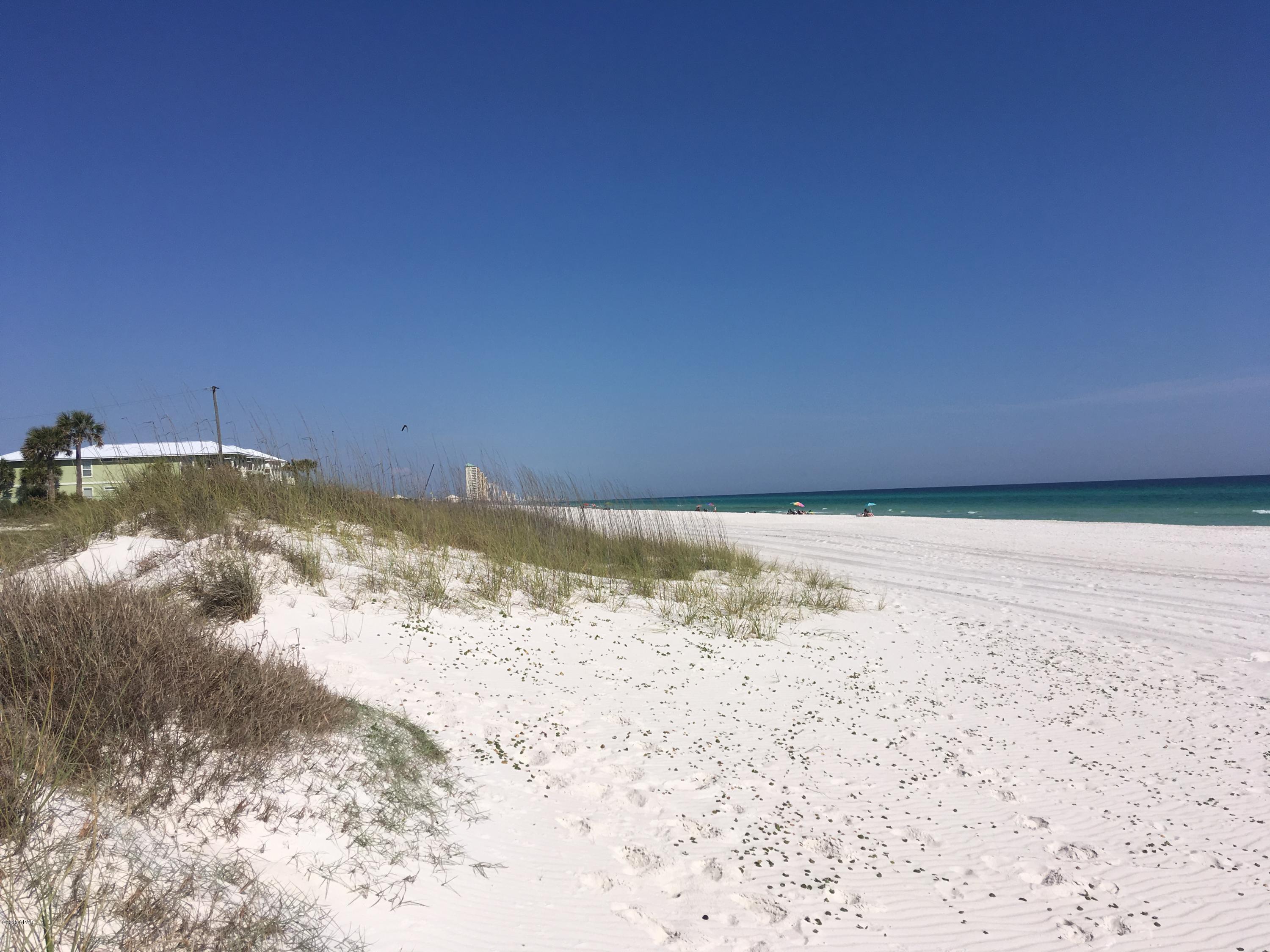 Harbour Arms Condo. - Residential