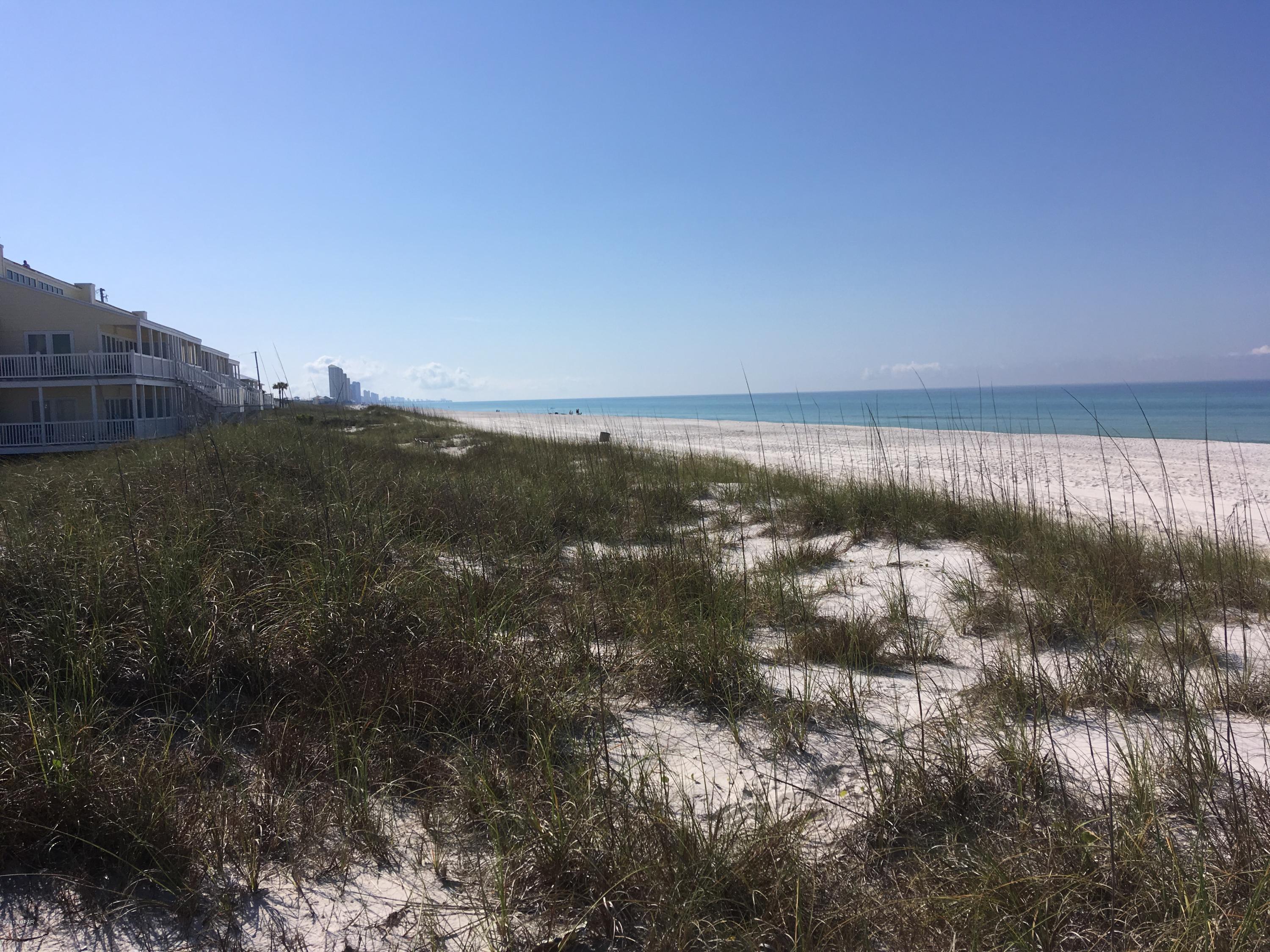 Harbour Arms Condo. - Residential