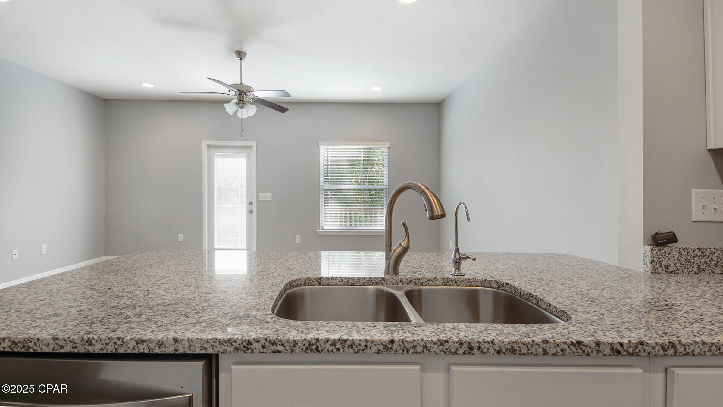 Hathaway Townhomes - Residential Lease