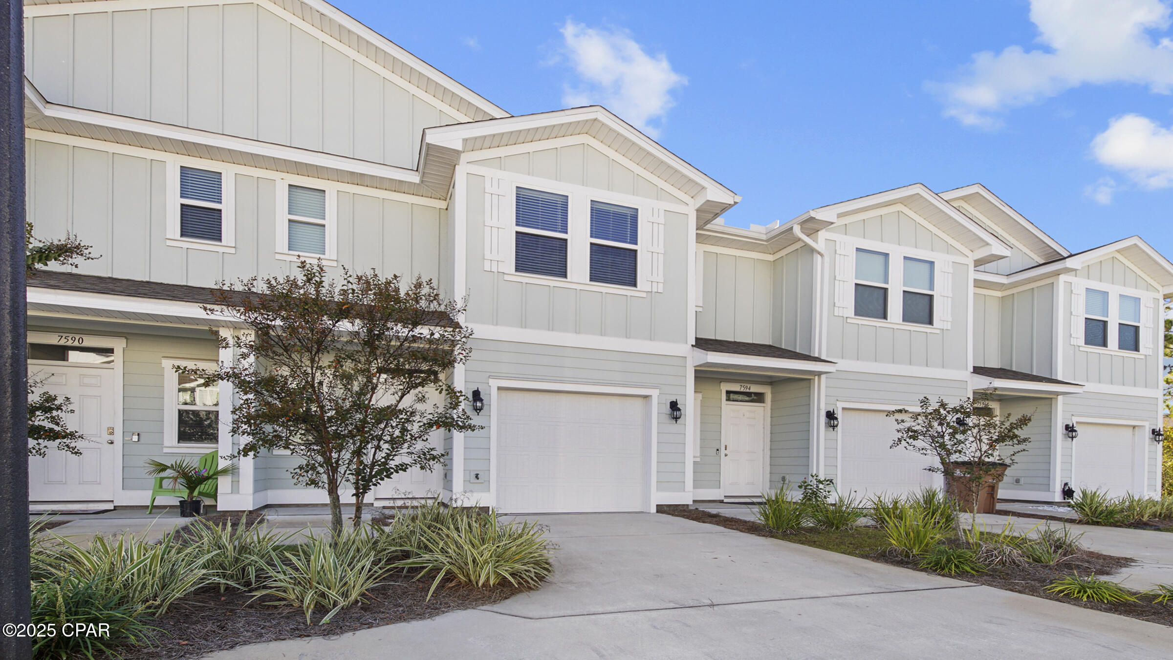 Hathaway Townhomes - Residential Lease