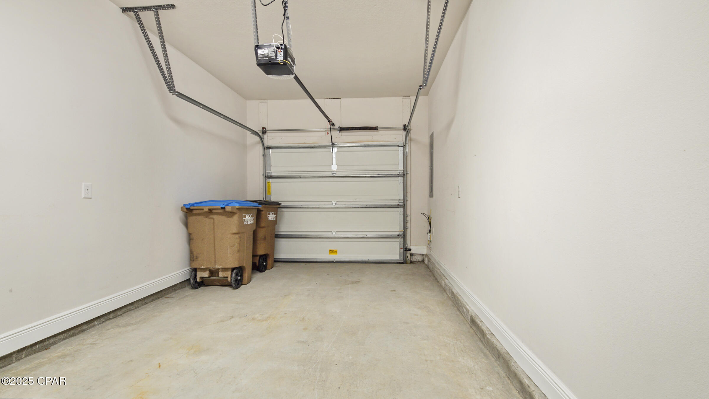 Hathaway Townhomes - Residential Lease