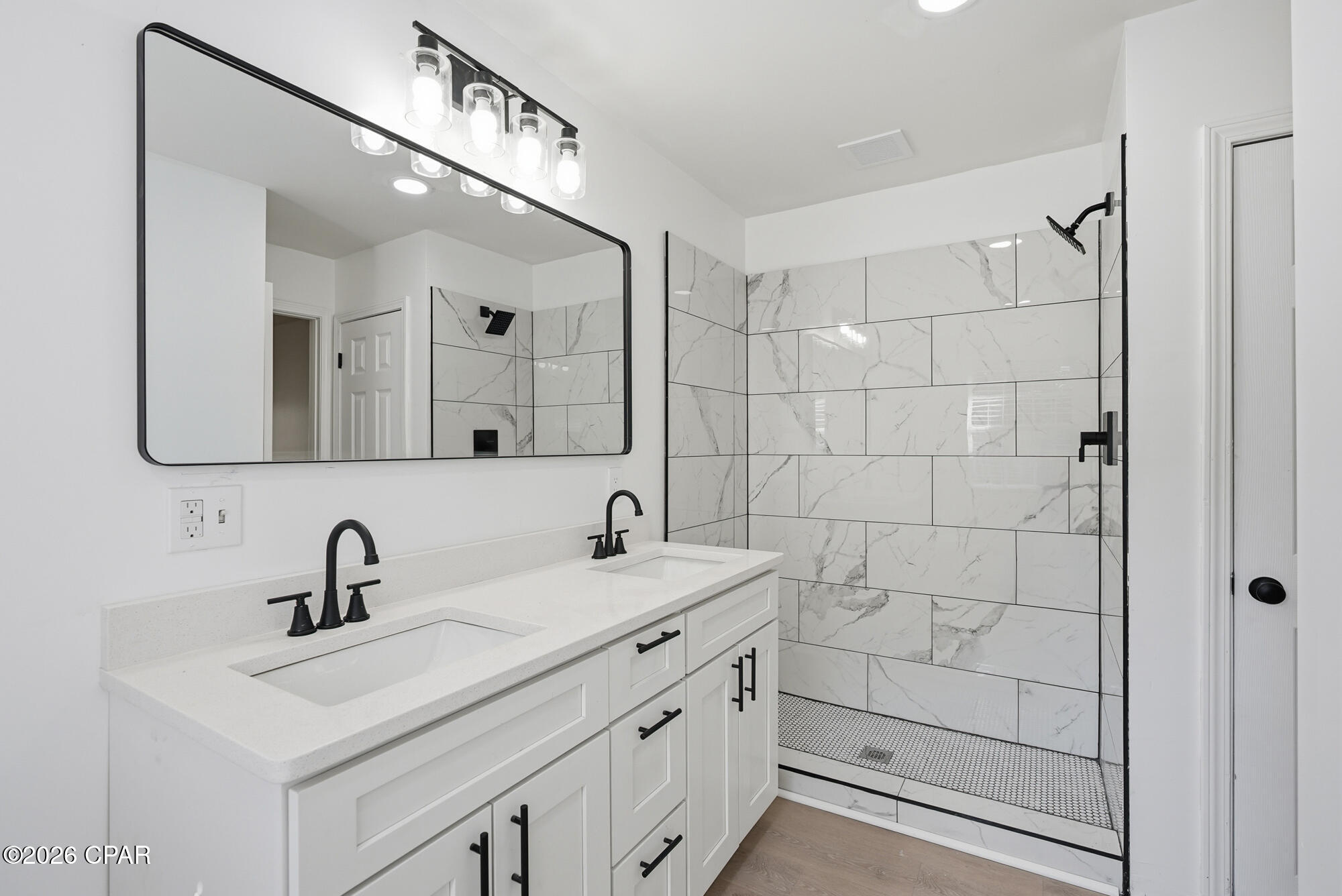 Cove Terrace - Residential