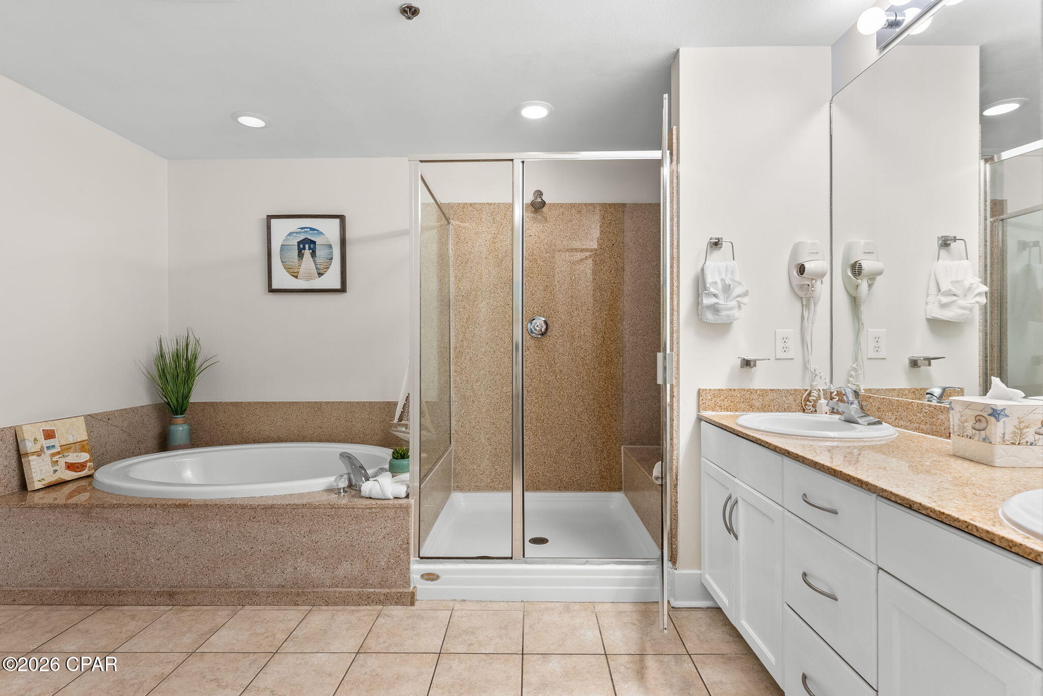 Laketown Wharf - Residential