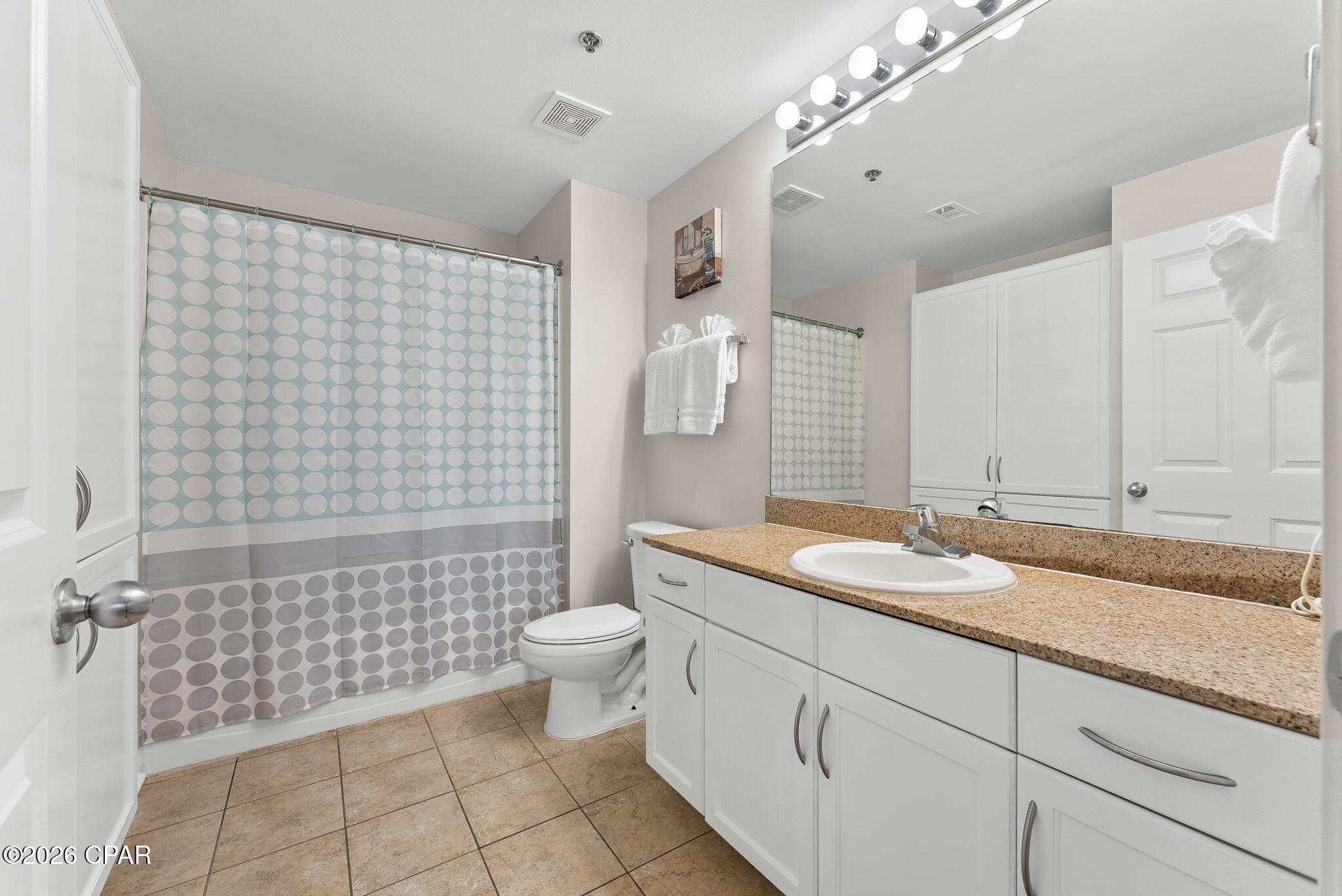 Laketown Wharf - Residential