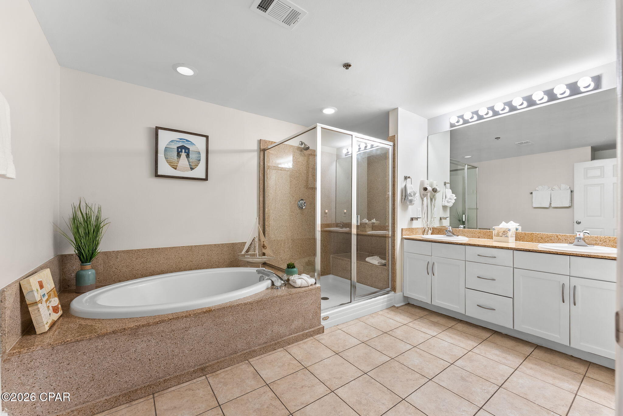 Laketown Wharf - Residential