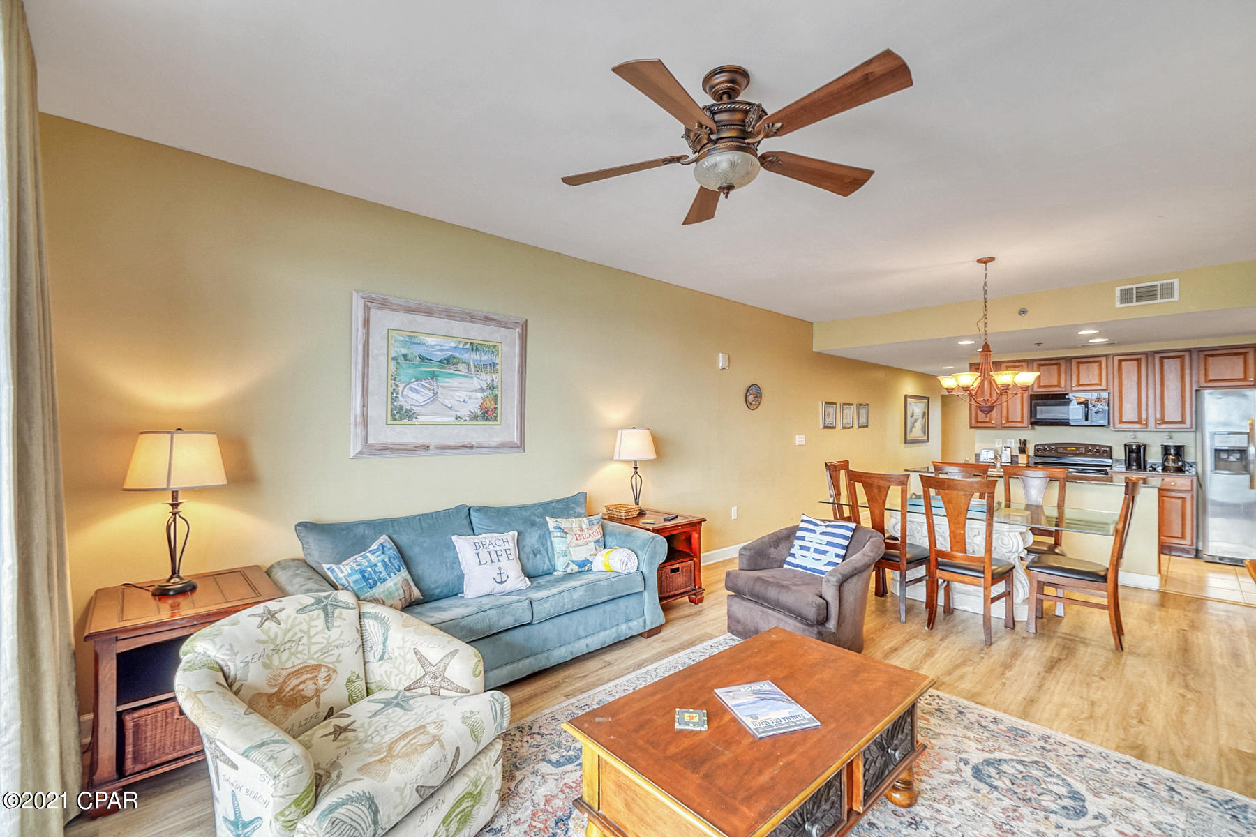 Splash Condo - Residential