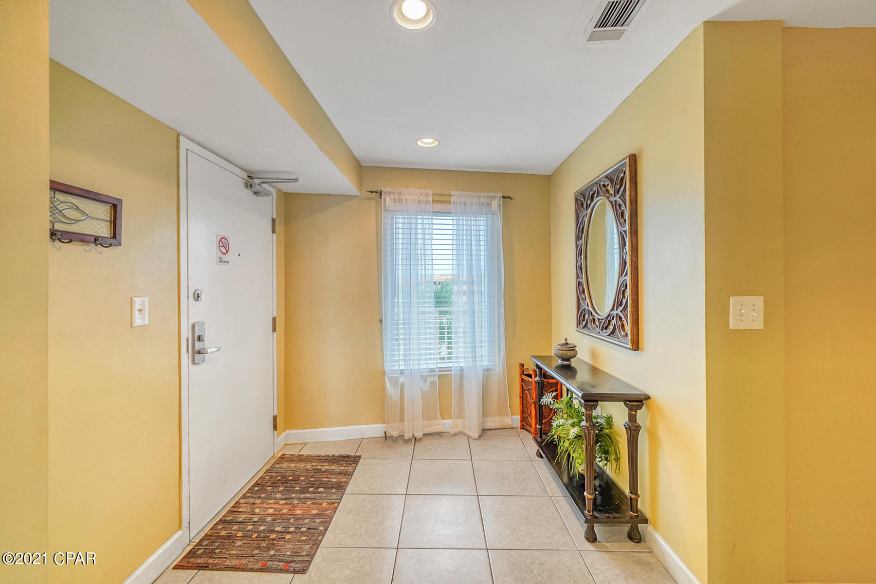 Splash Condo - Residential