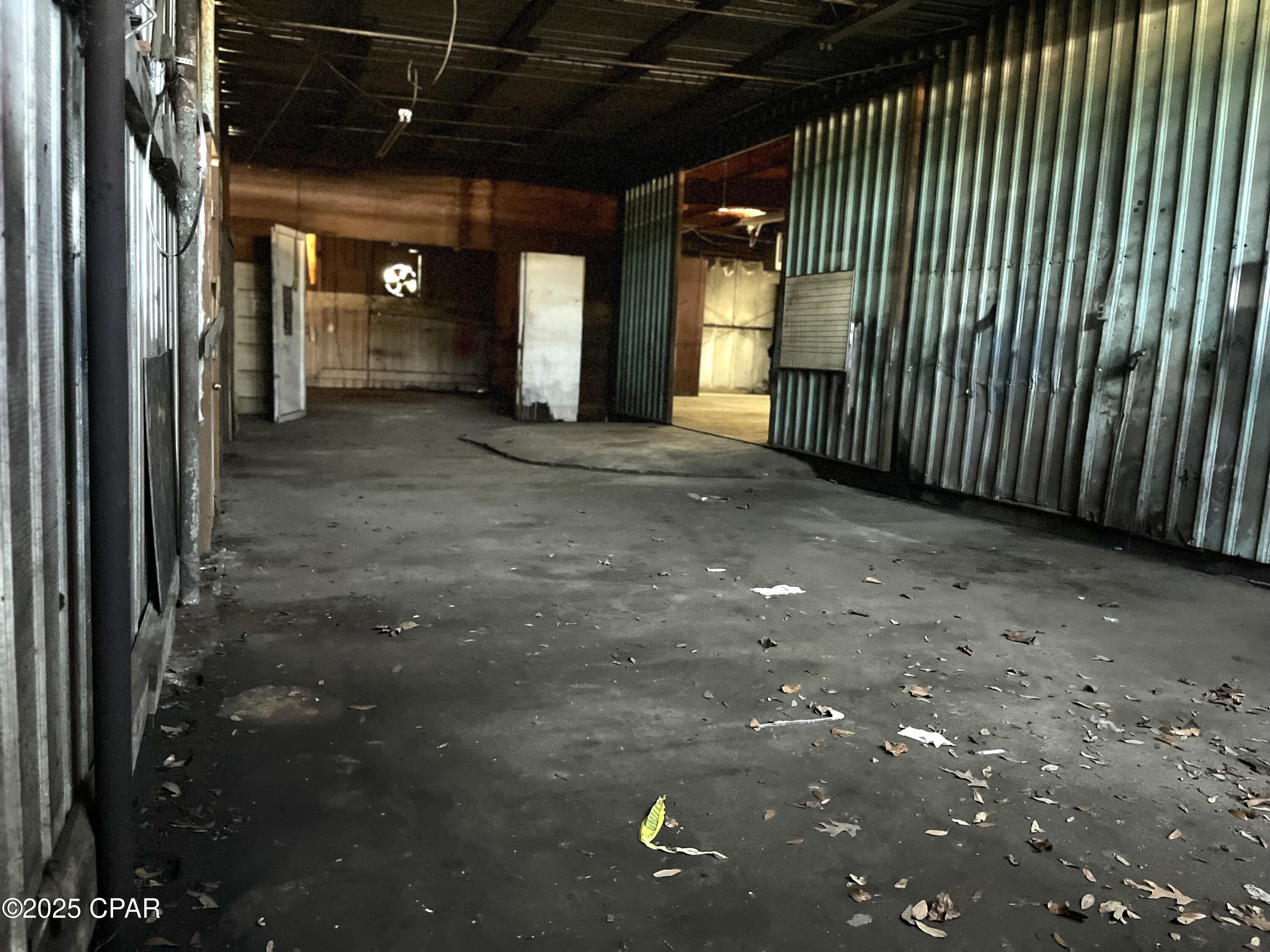 [No Recorded Subdiv] - Commercial Sale