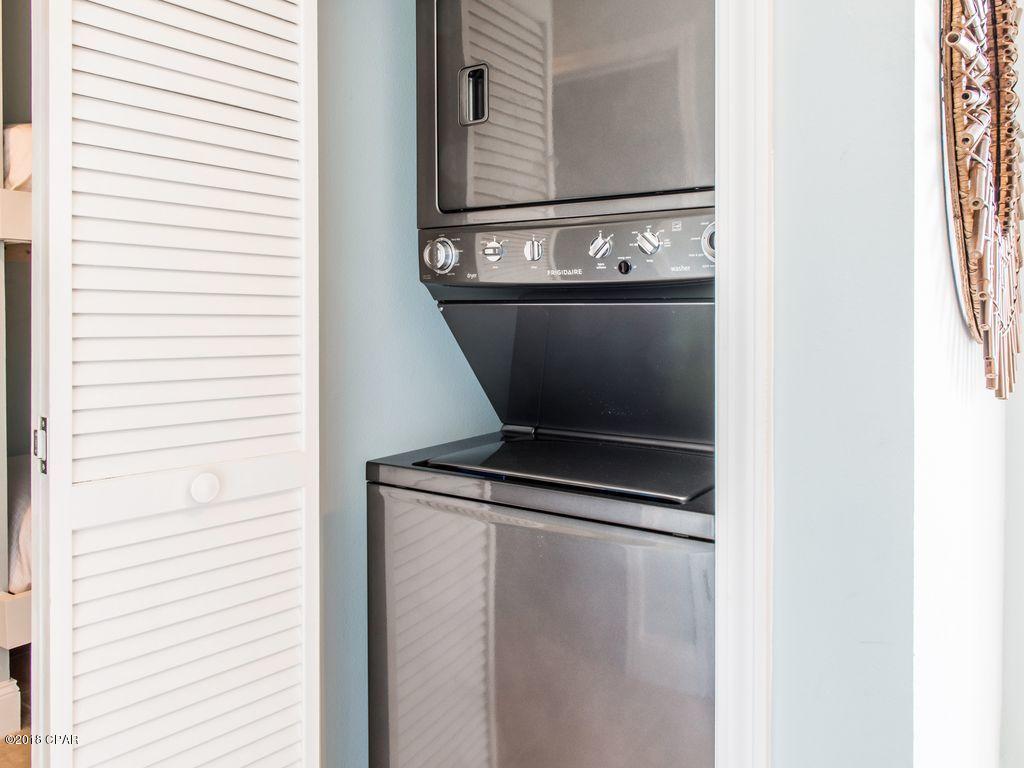 Laketown Wharf - Residential