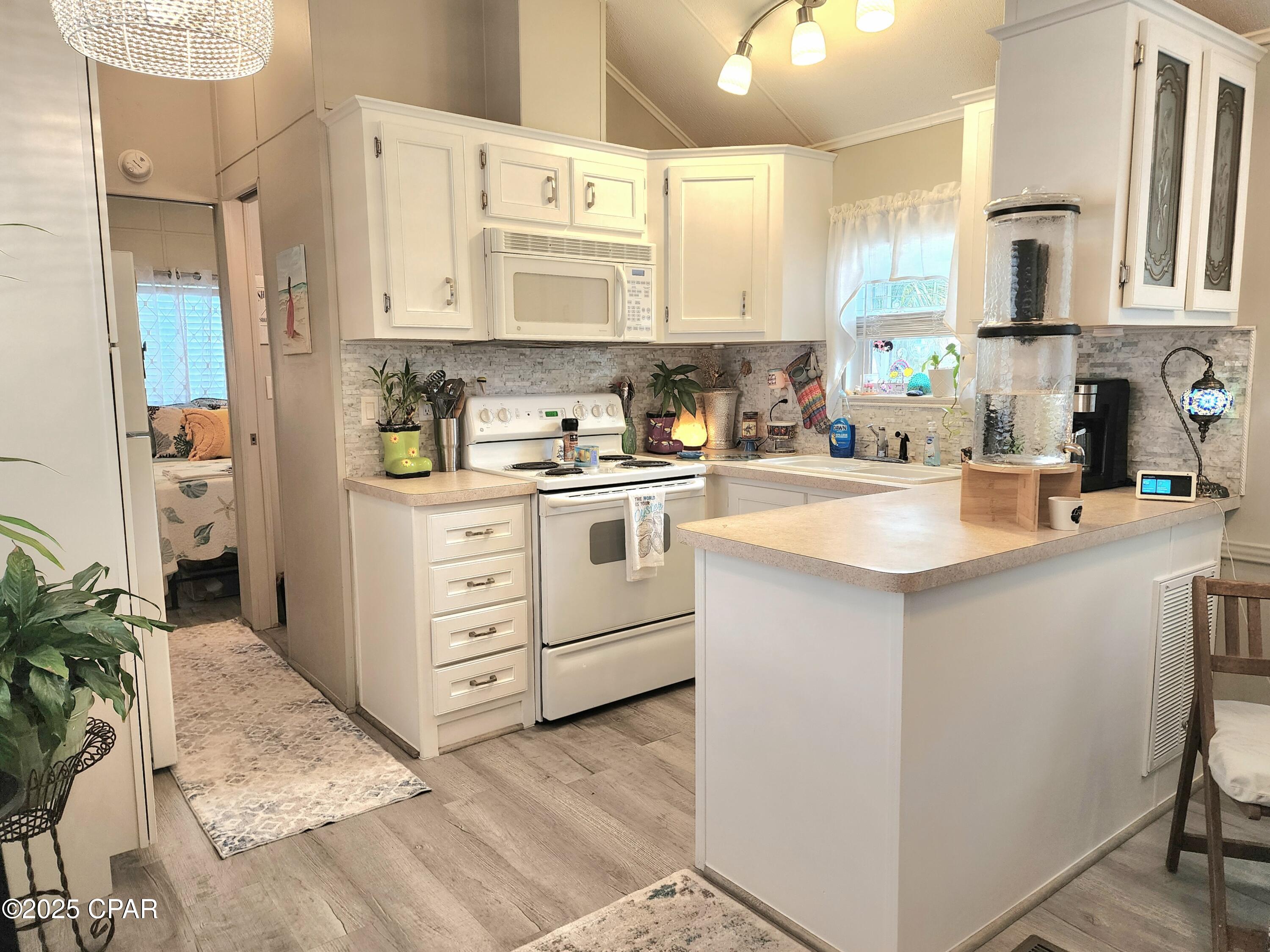 Emerald Pointe Resort - Residential