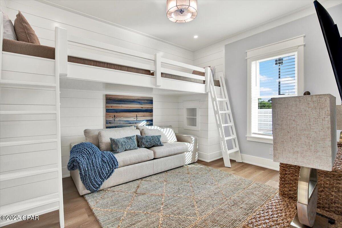 Lullwater Beach - Residential