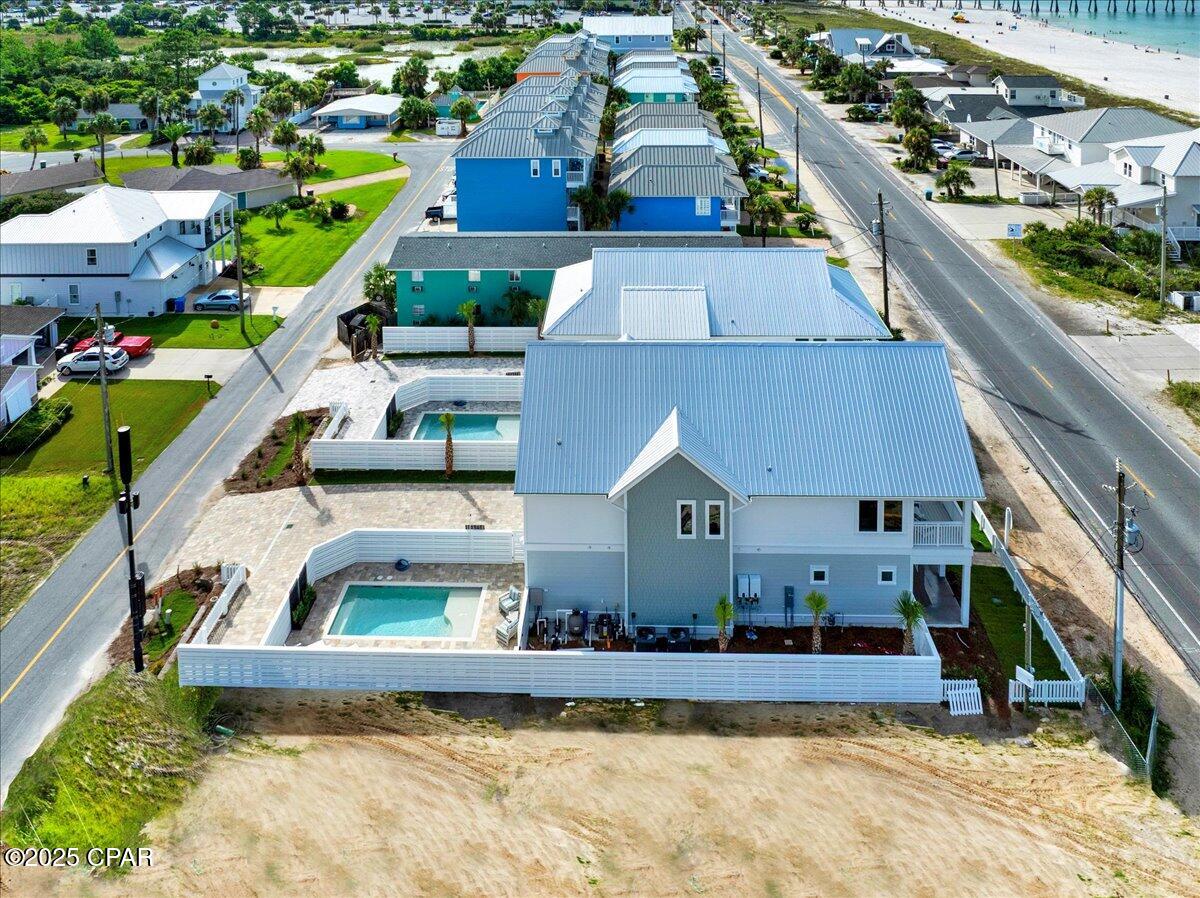 Lullwater Beach - Residential