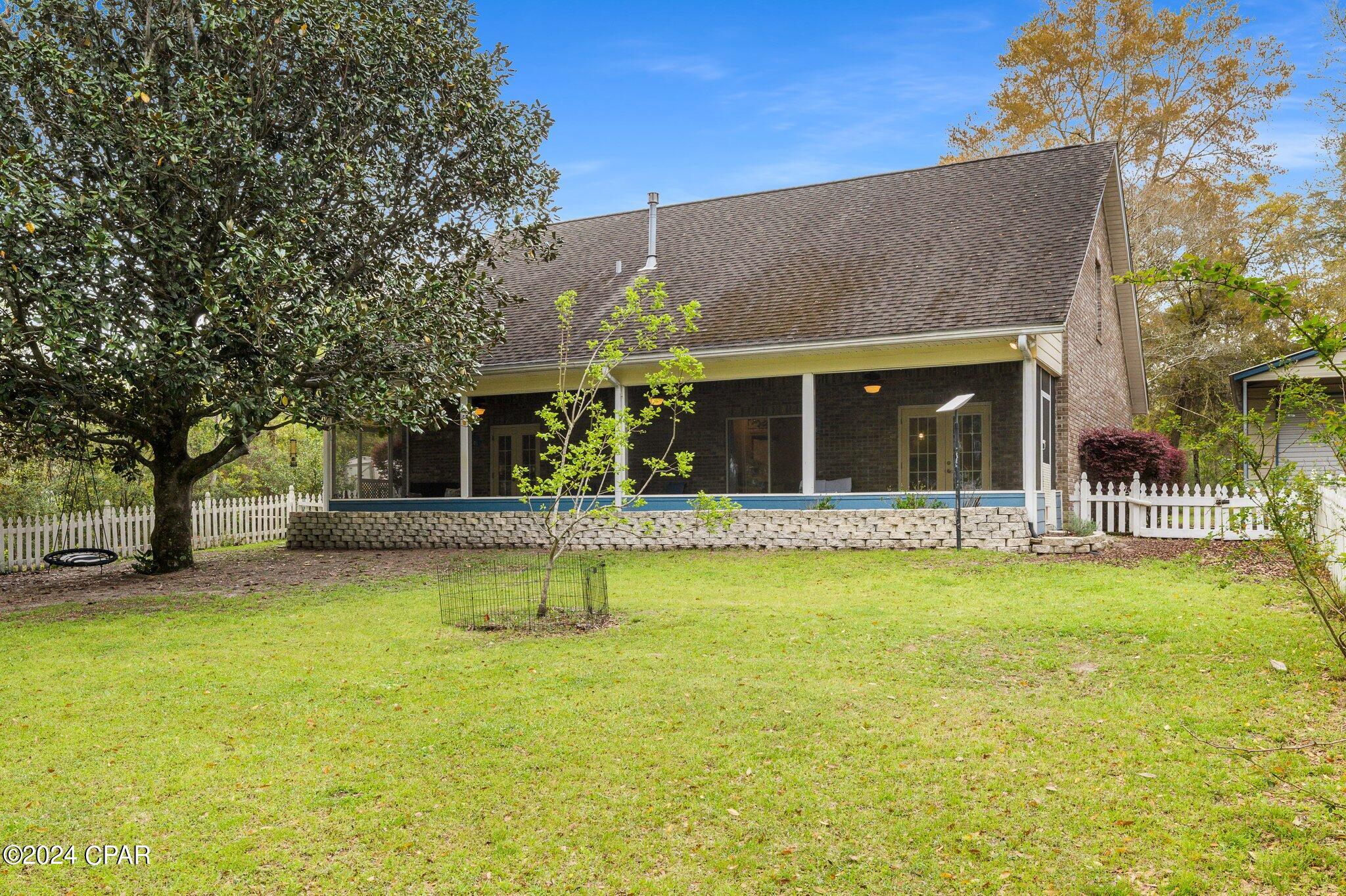 Leisure Lakes - Residential