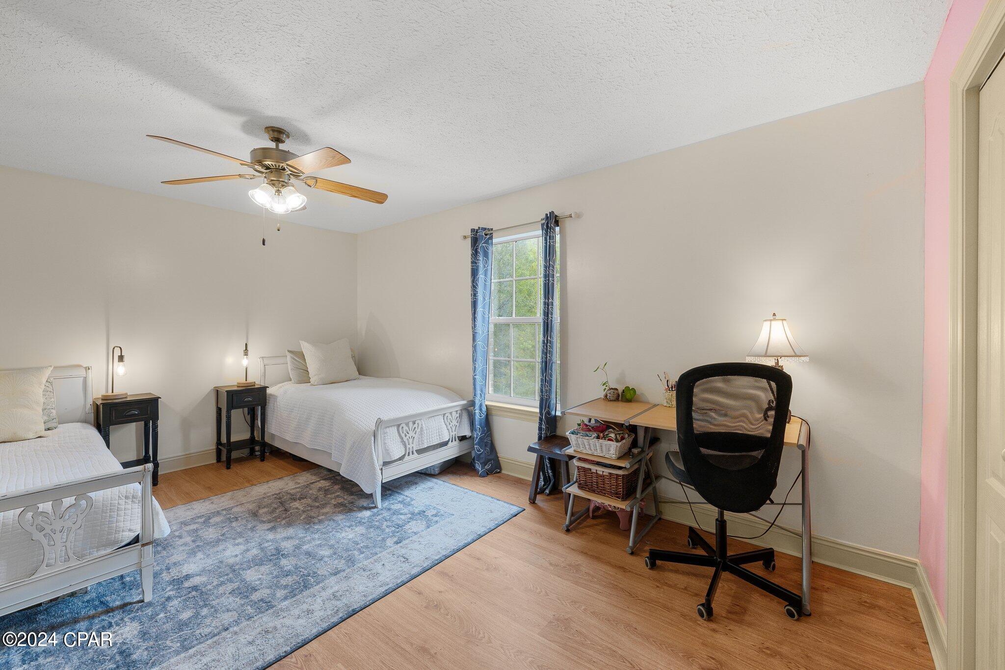 Leisure Lakes - Residential