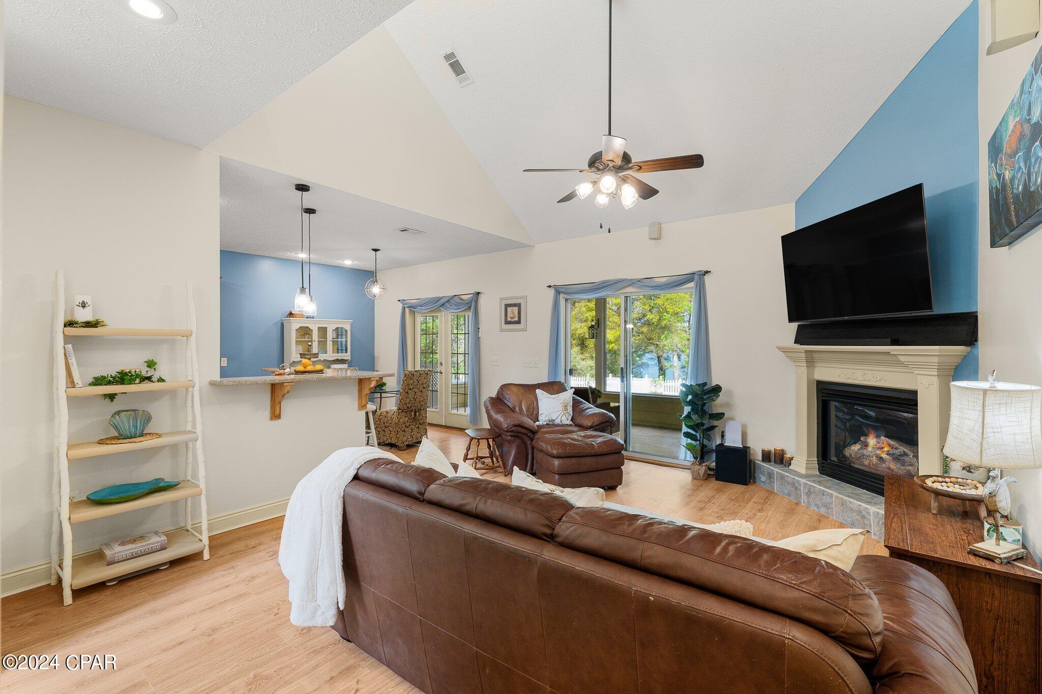 Leisure Lakes - Residential