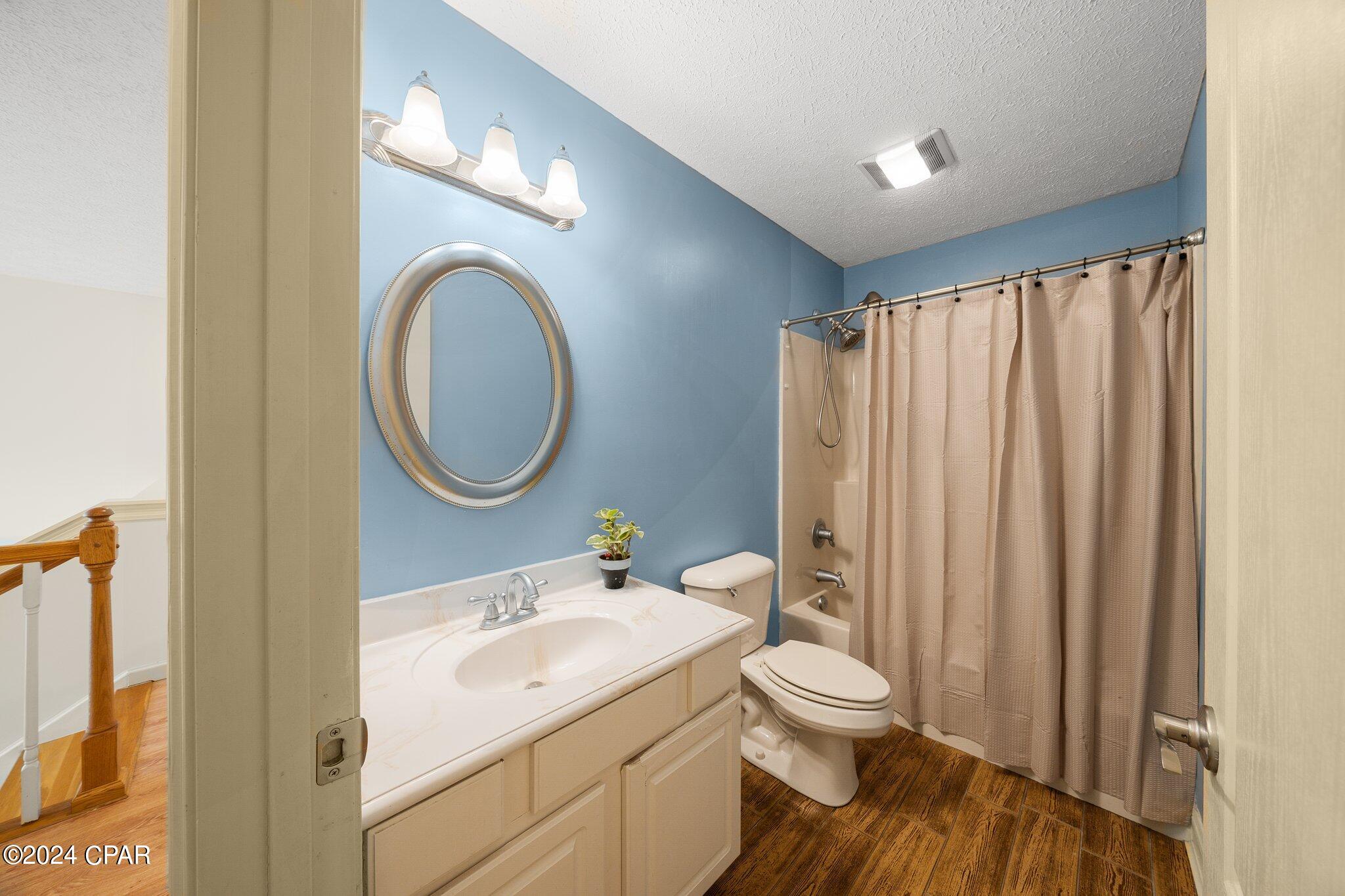 Leisure Lakes - Residential