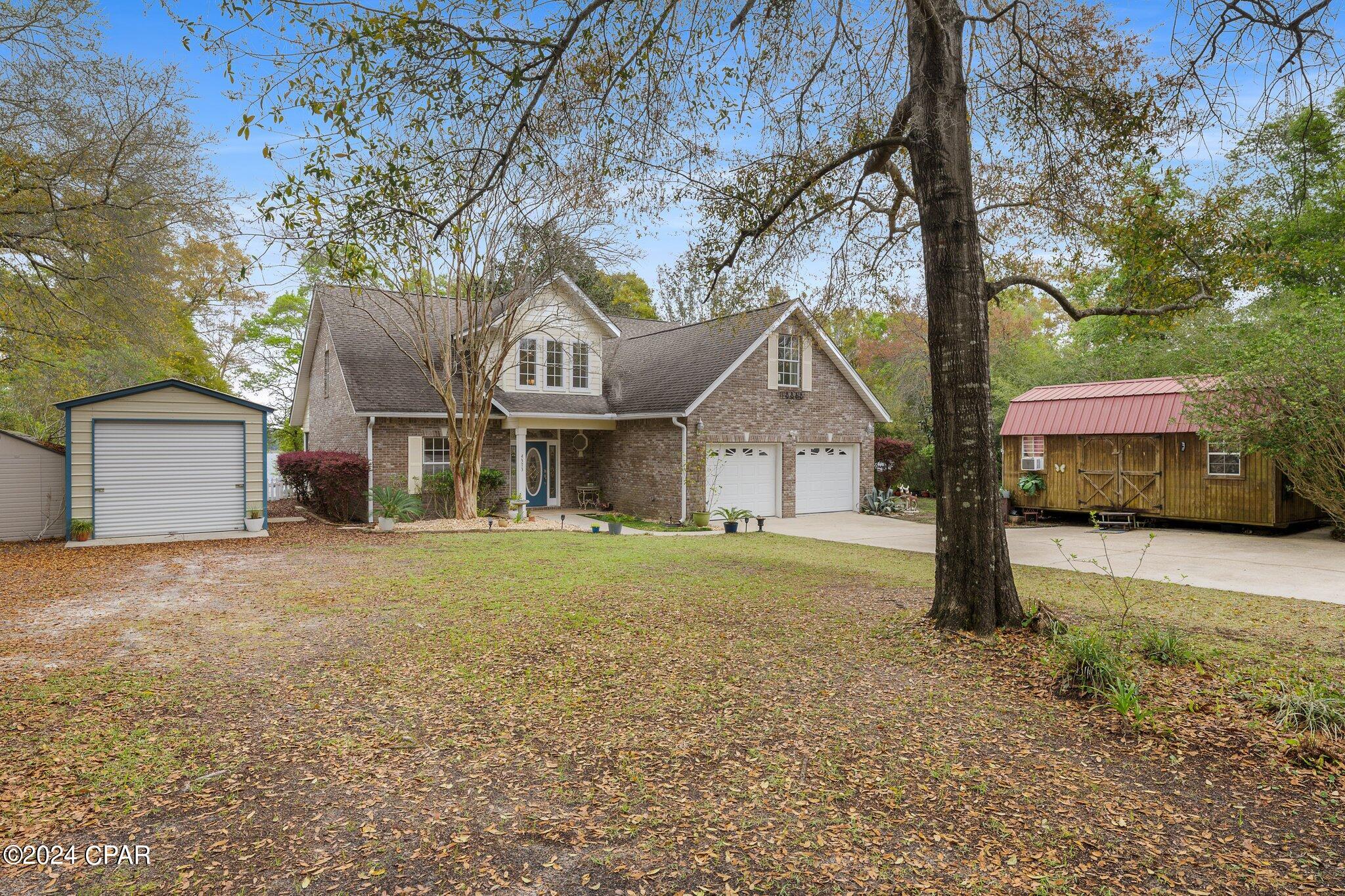 Leisure Lakes - Residential