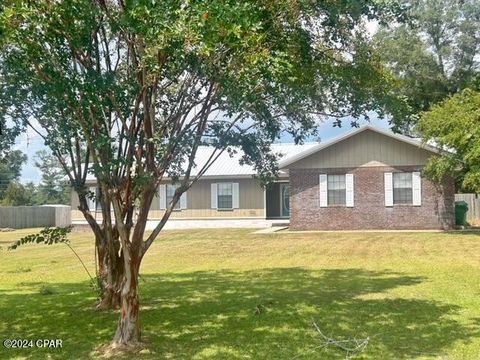 A home in Marianna