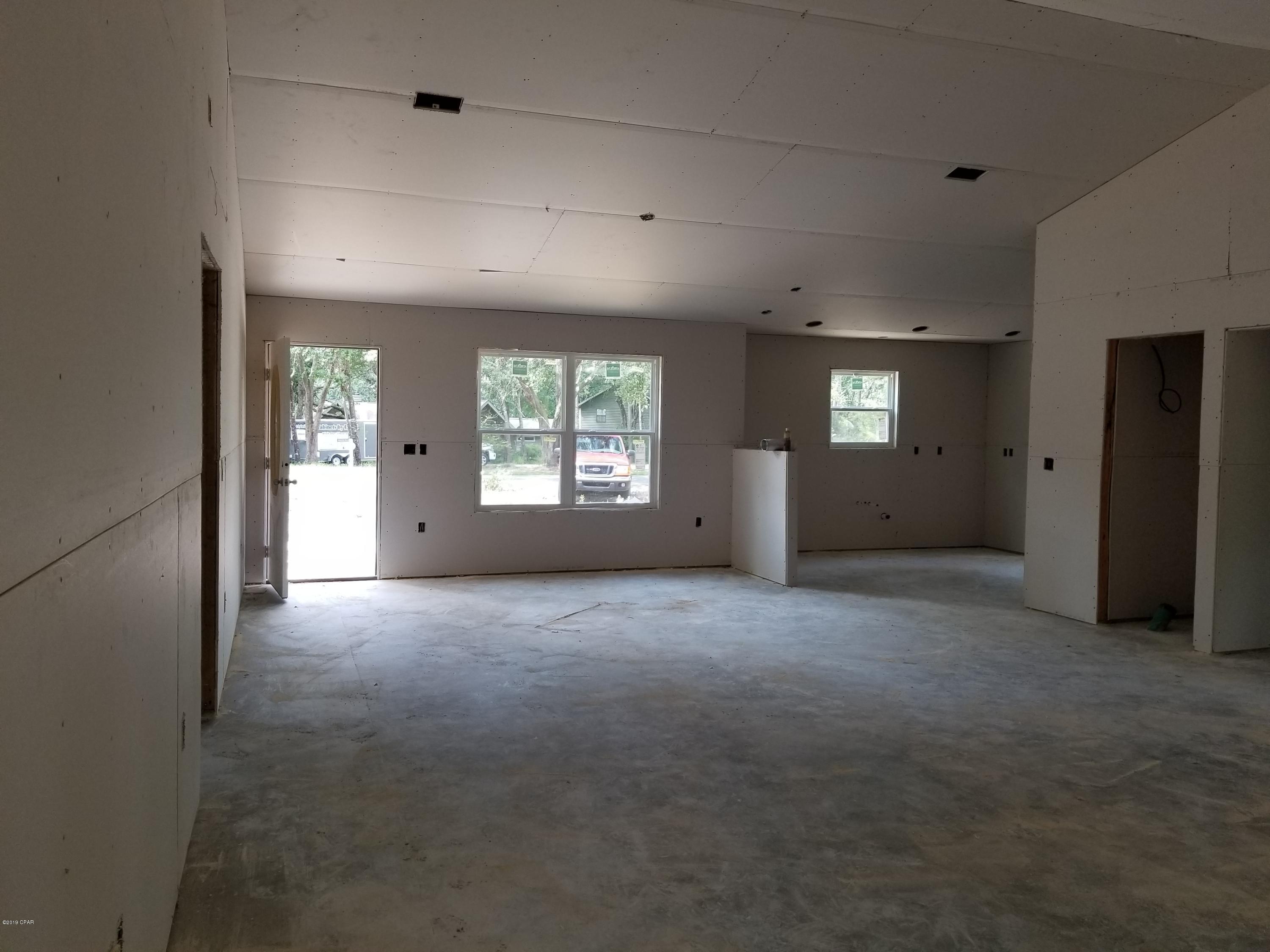 Leisure Lakes - Residential