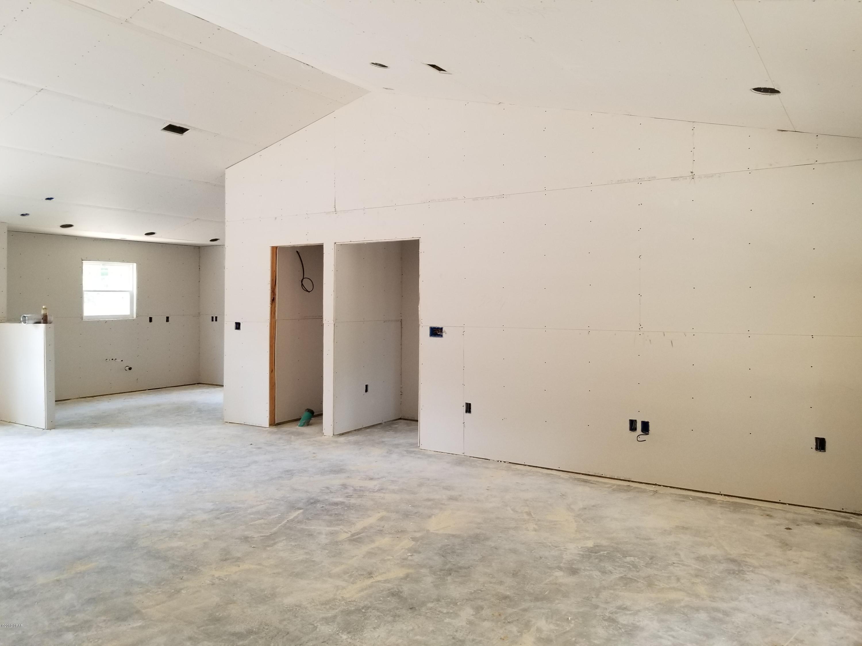 Leisure Lakes - Residential