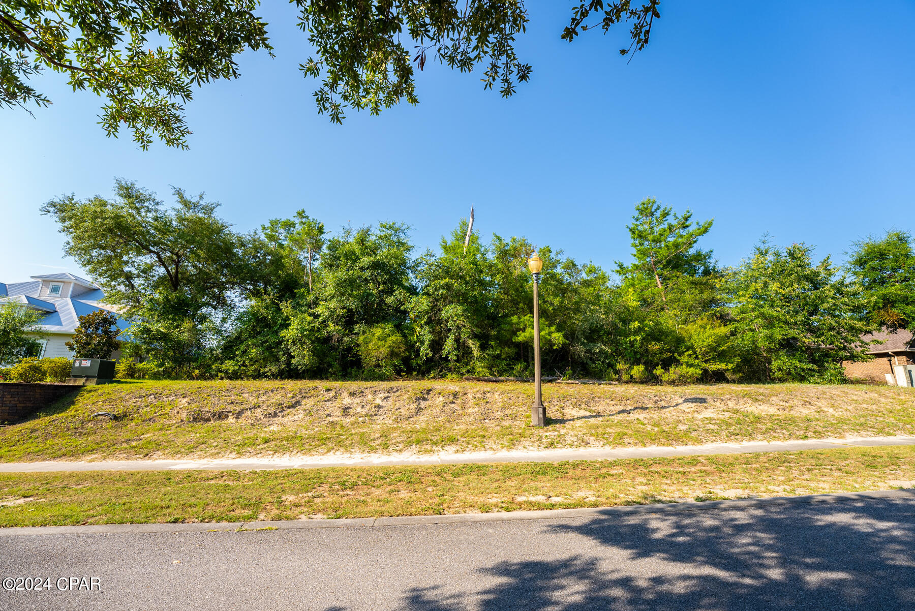 Lake Merial Phase One - Land