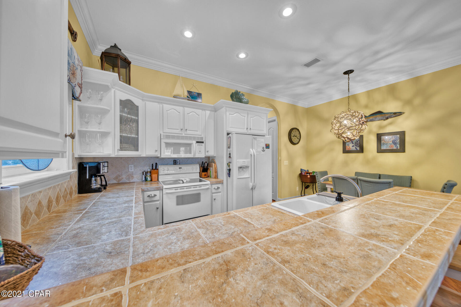 La Valencia Beach Resort - Residential