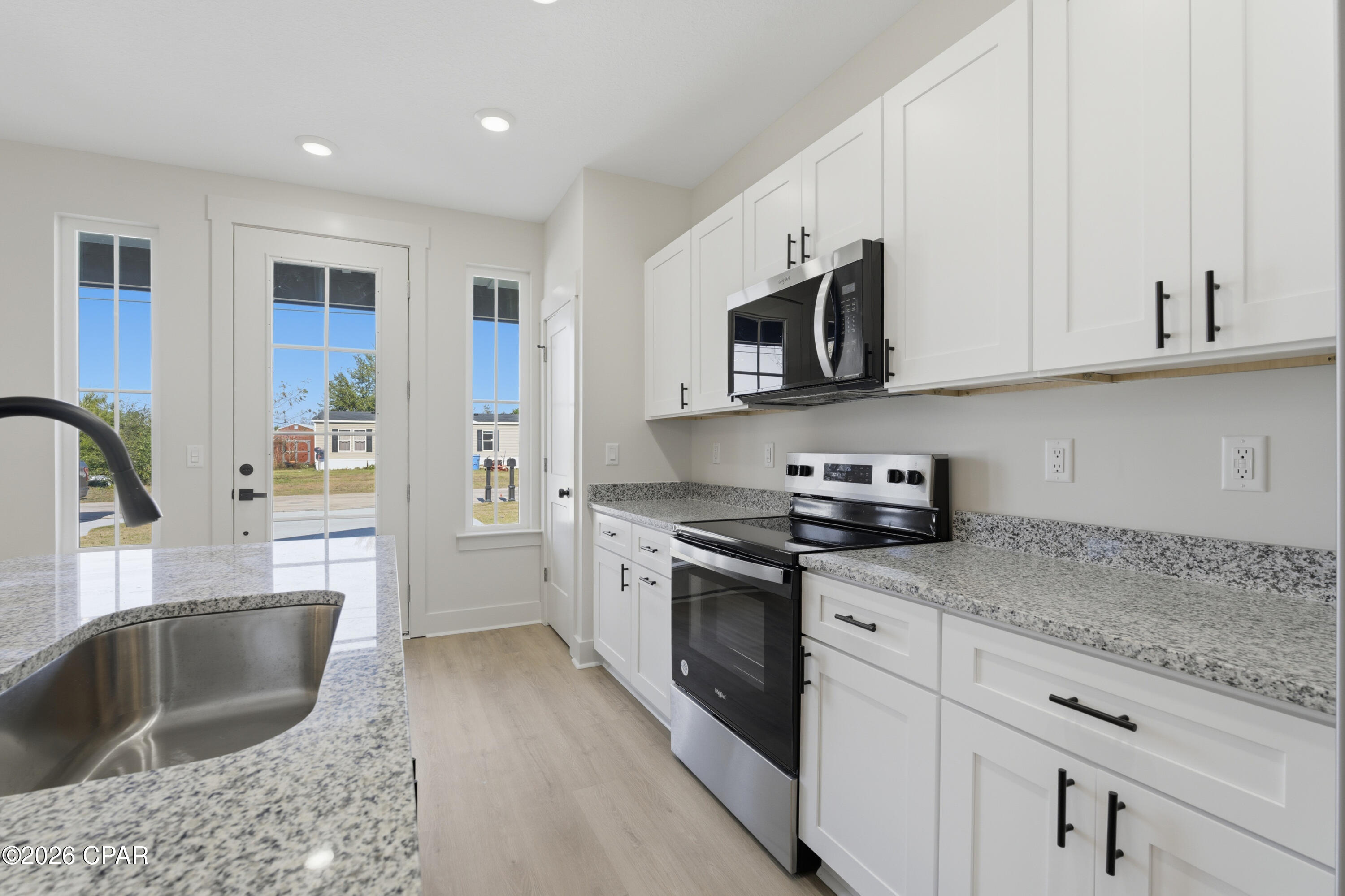 [No Recorded Subdiv] - Residential Lease