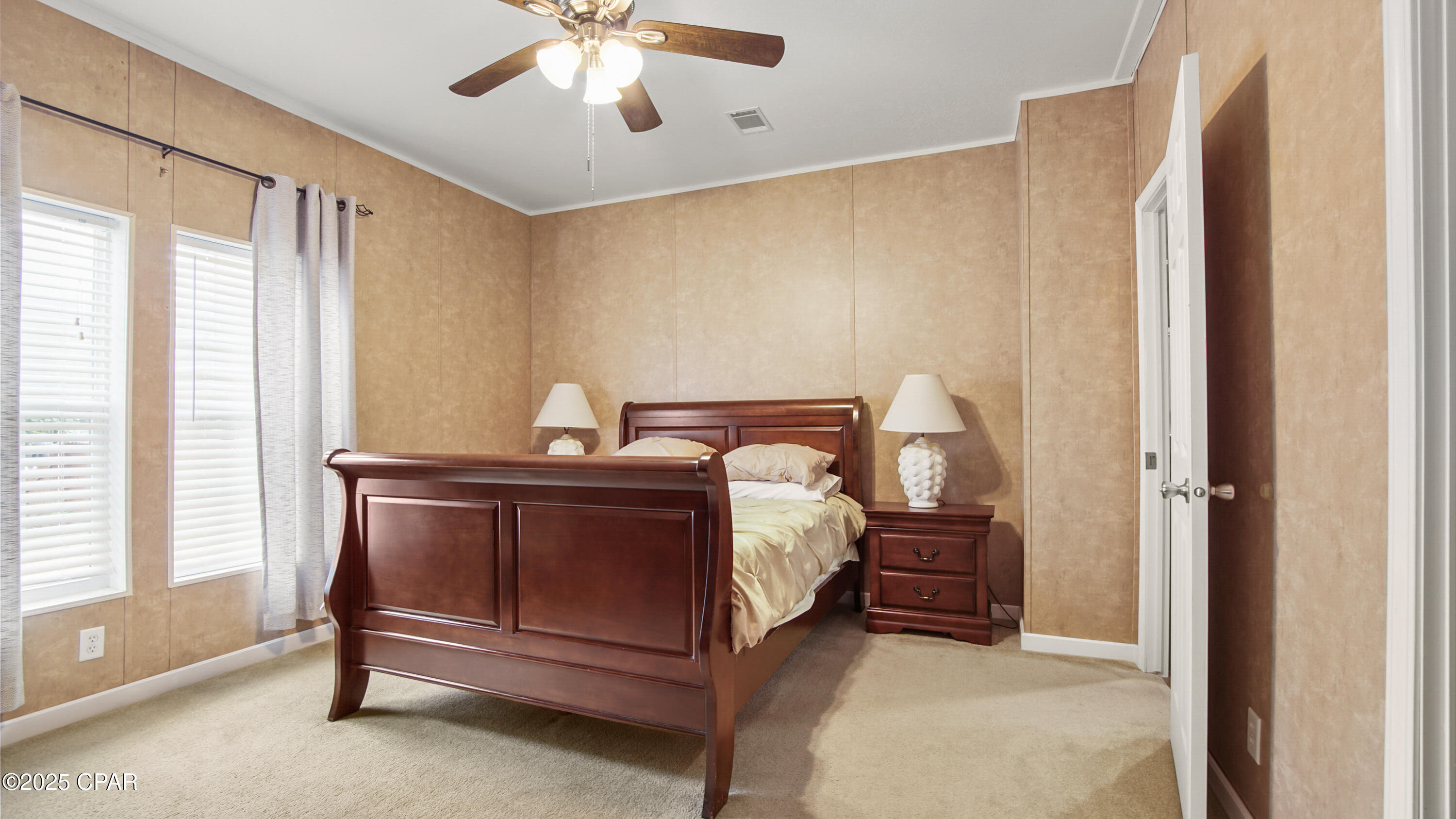 Bahama Heights - Residential Lease