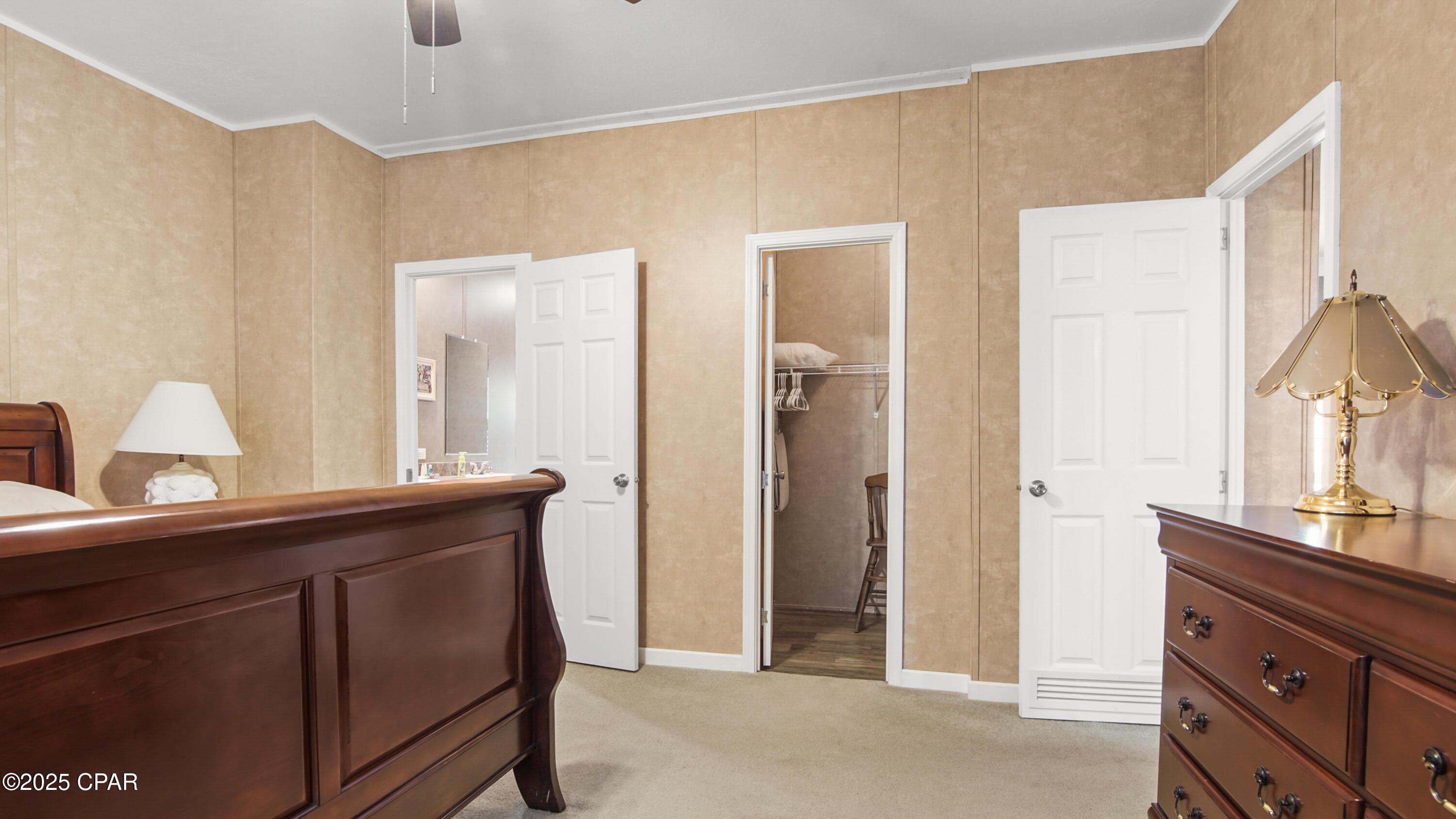 Bahama Heights - Residential Lease