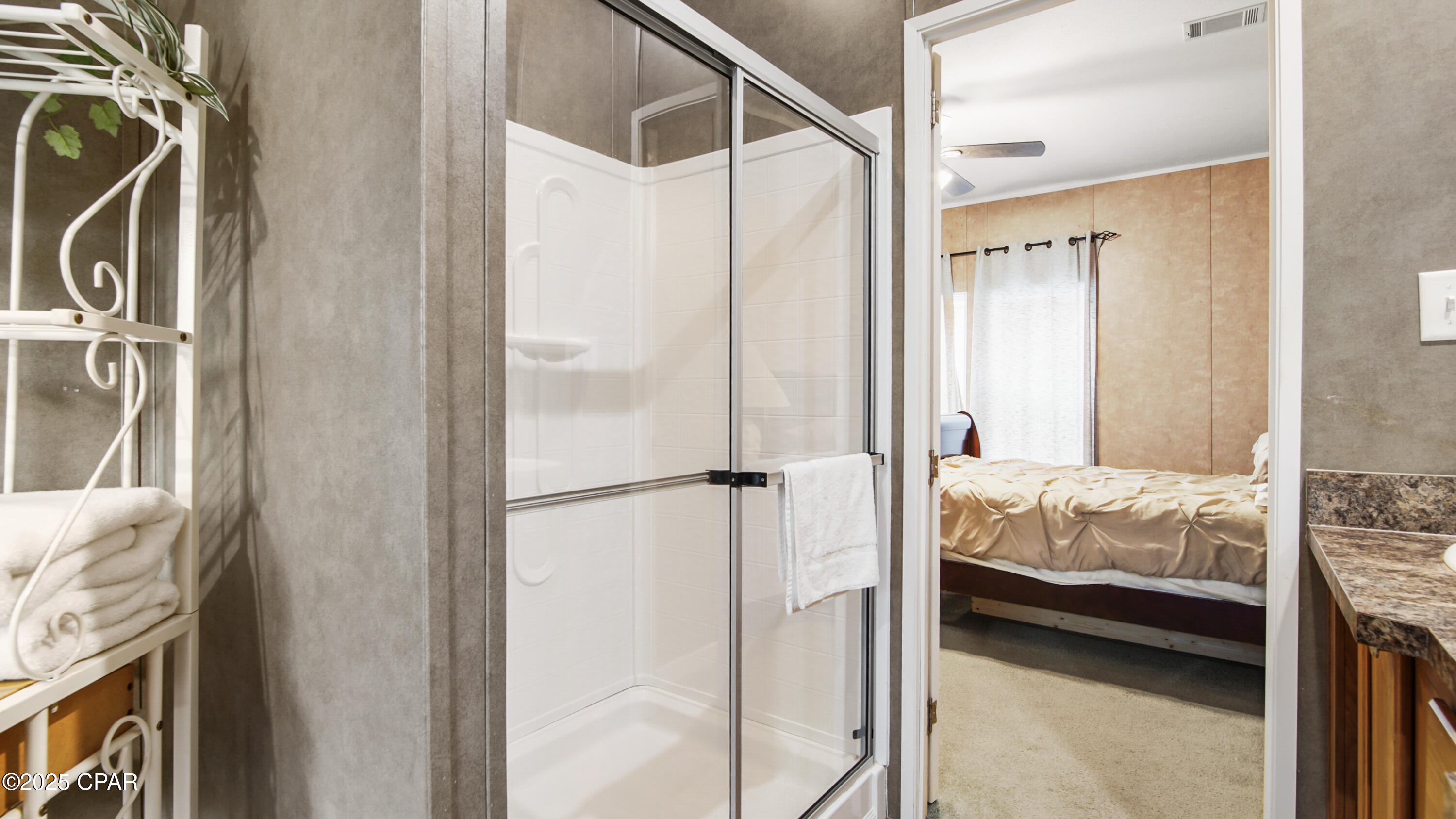 Bahama Heights - Residential Lease