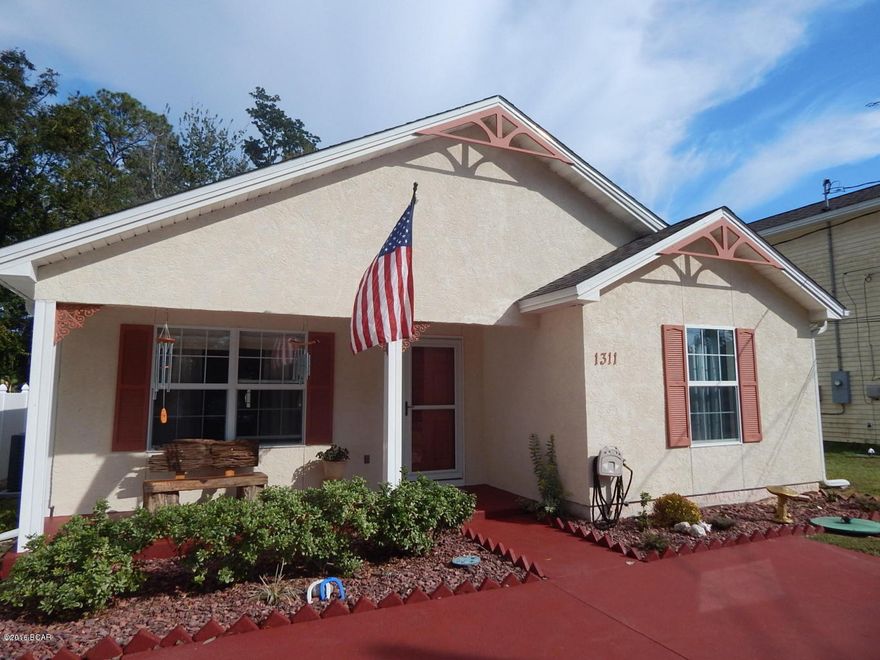 Emaculate home, very well maintained. Walk in the front door to an open, large living area, with DR & kitchen all open.  The Large kitchen also has a breakfast bar & flat top stove. There is a beautiful screened in, tiled porch on the back, that opens to a relaxing patio for grilling. Back yard is compleltey fenced with sprinler system. Seller has made numerous improvements with a large custom workshop/storage shed with nice flooring. Ornate pavers have been placed from back gate entrance to patio.  Home is located in a very quiet neighborhood, yet close to shopping & restaurants. New air conditioner & gutters have been installed.

(New refrig.Washer, dryer do not convey)