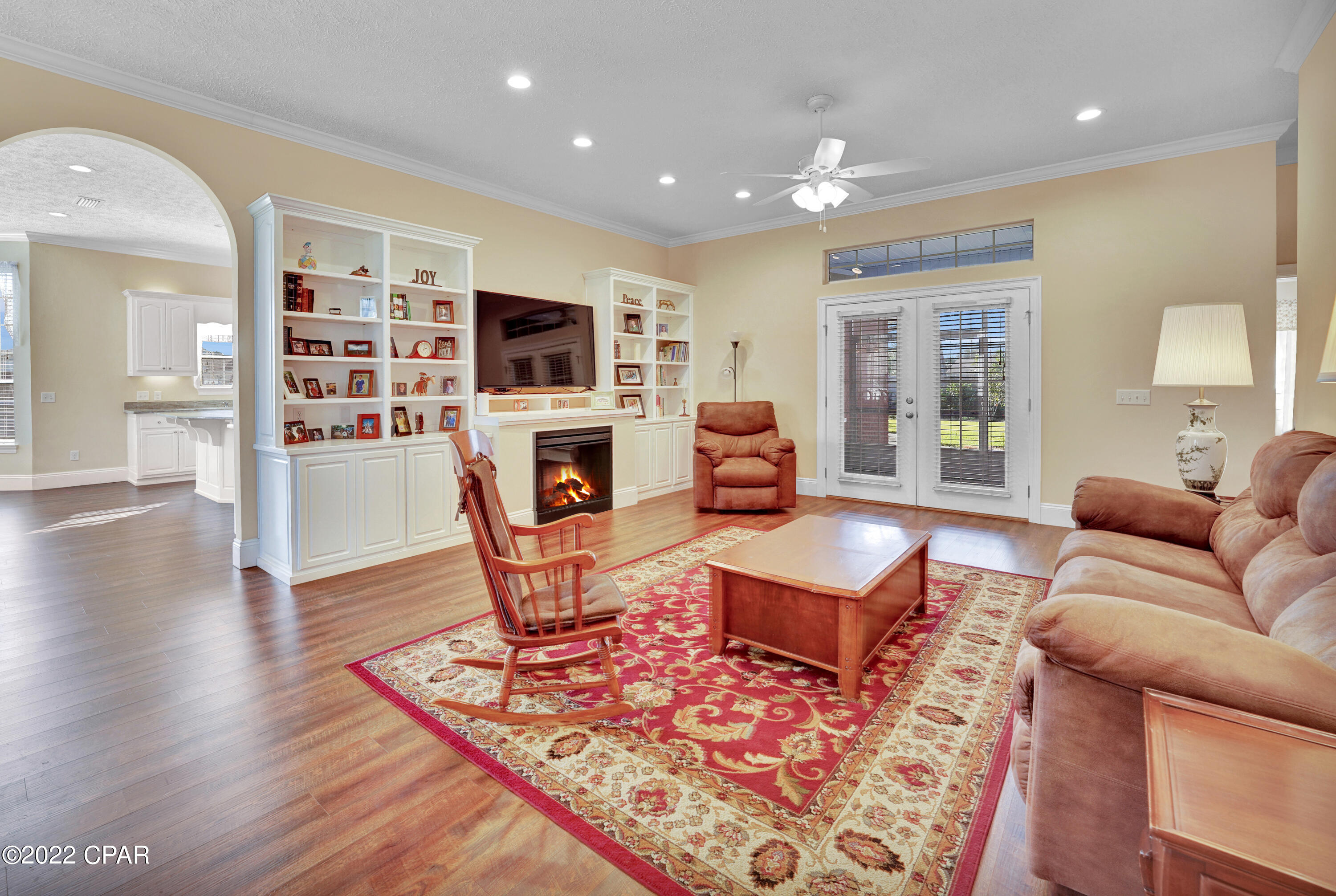 Bay Park Manor - Residential