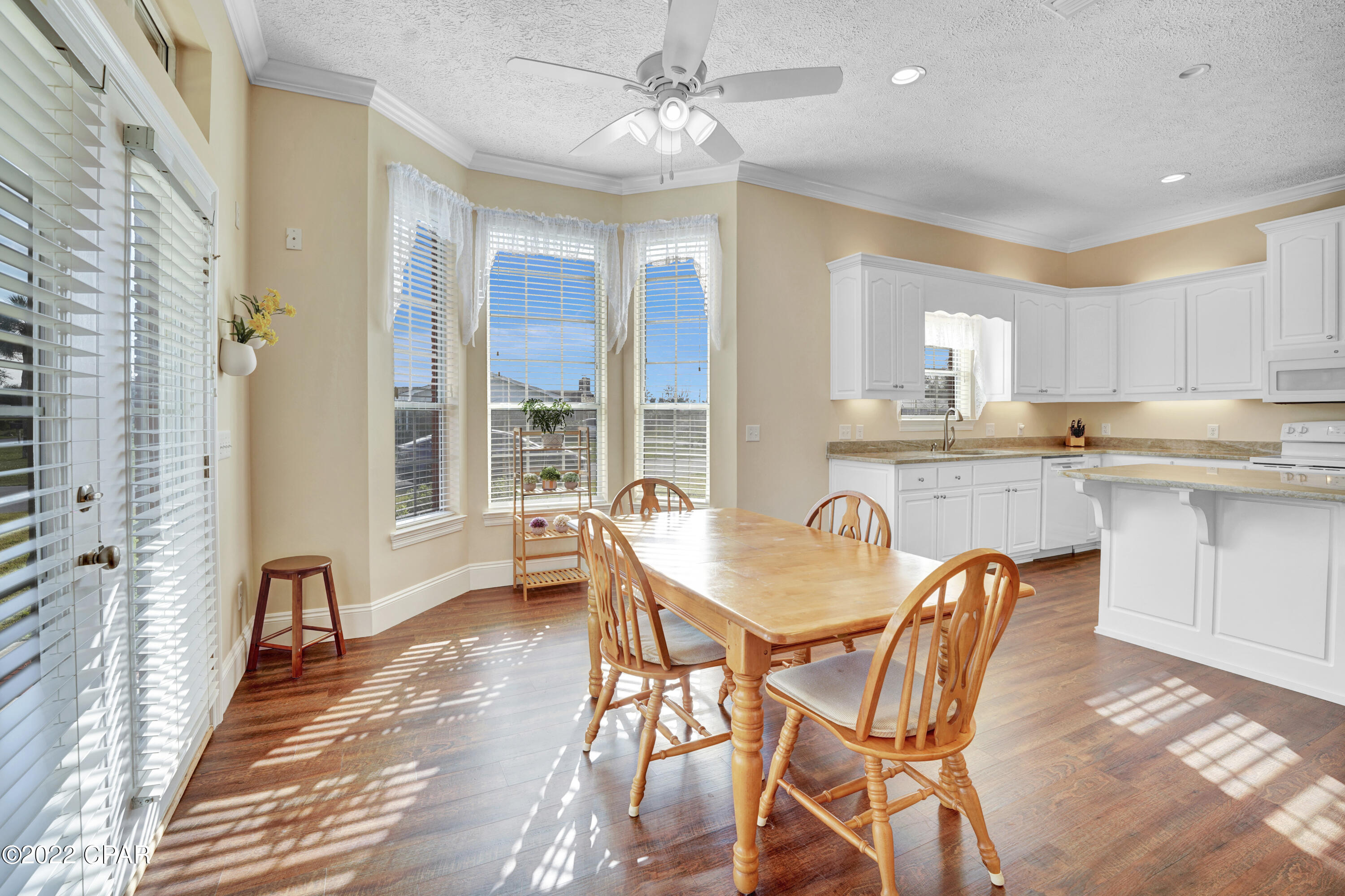 Bay Park Manor - Residential