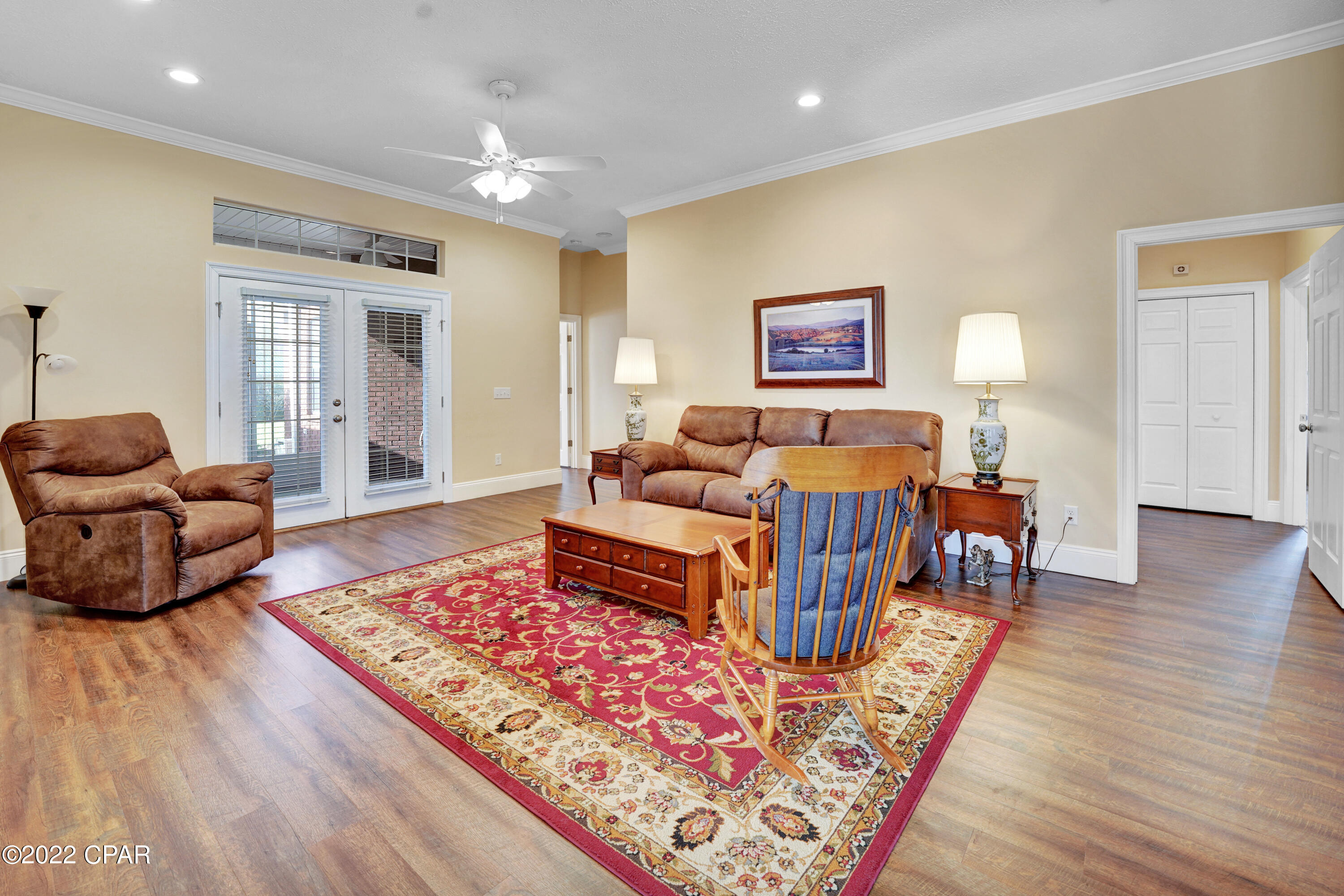 Bay Park Manor - Residential