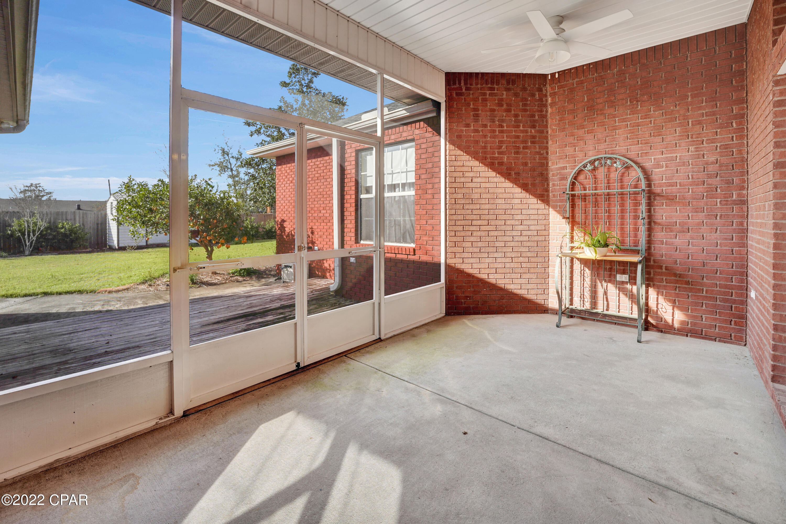 Bay Park Manor - Residential