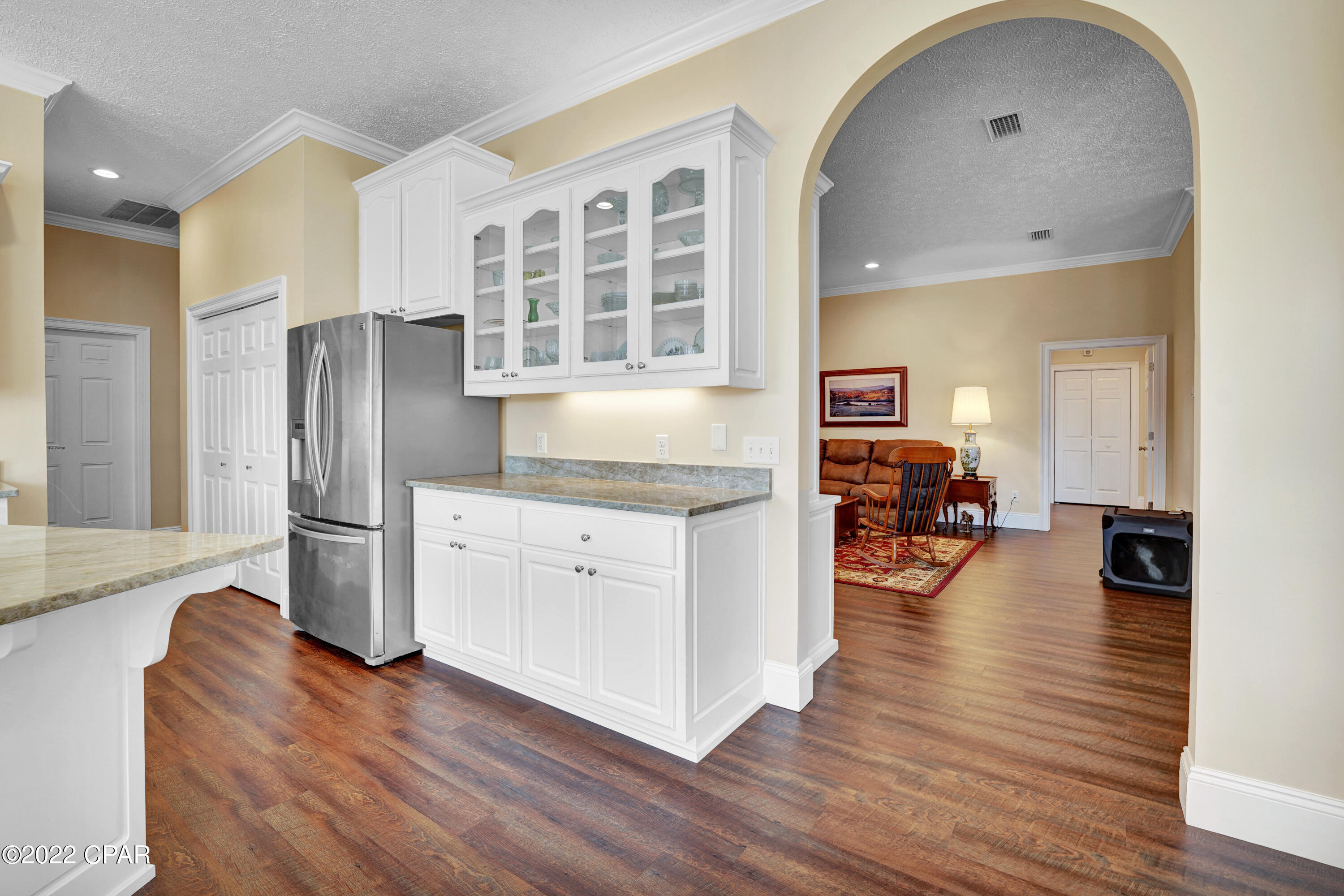 Bay Park Manor - Residential