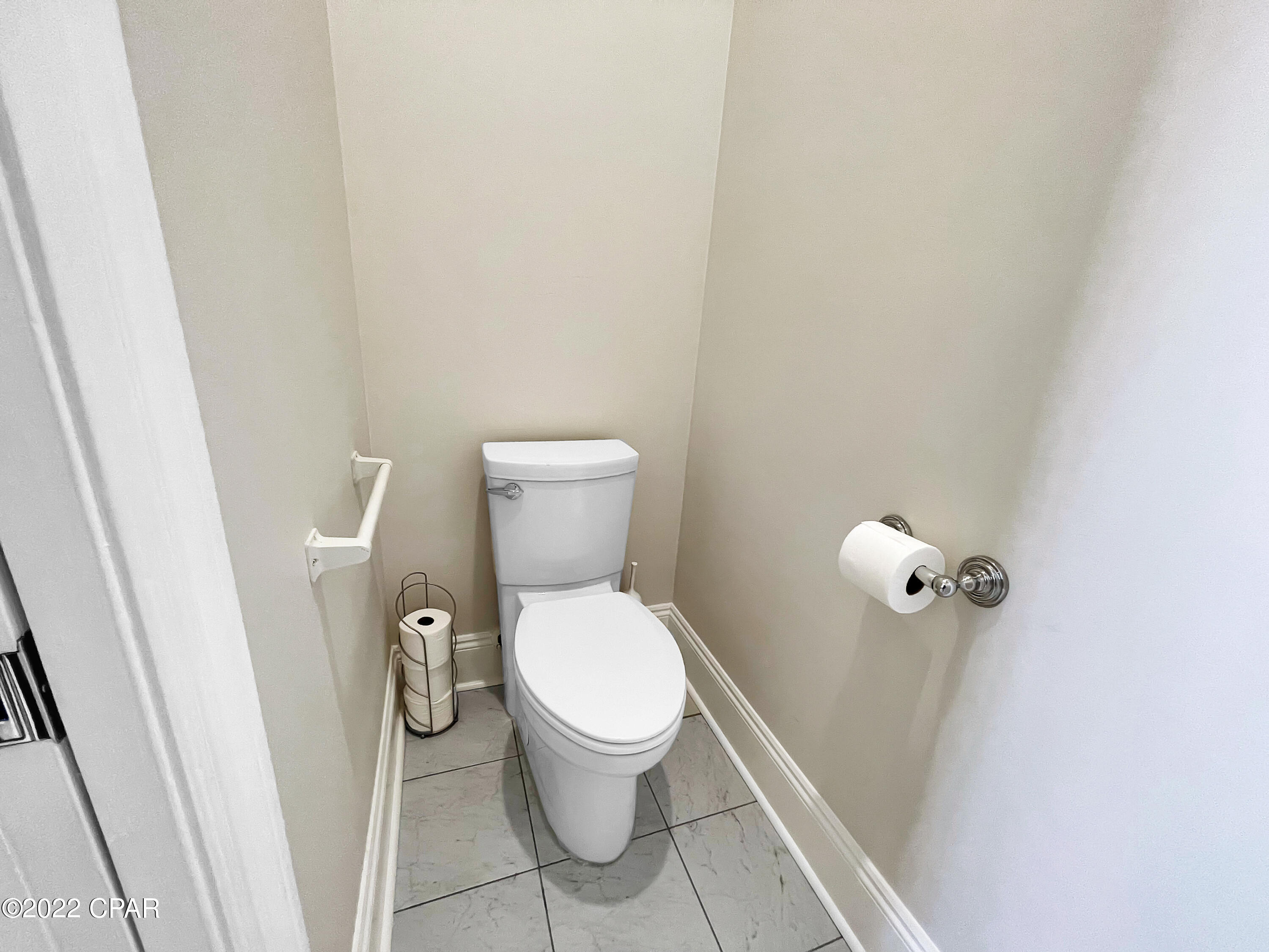 Bay Park Manor - Residential