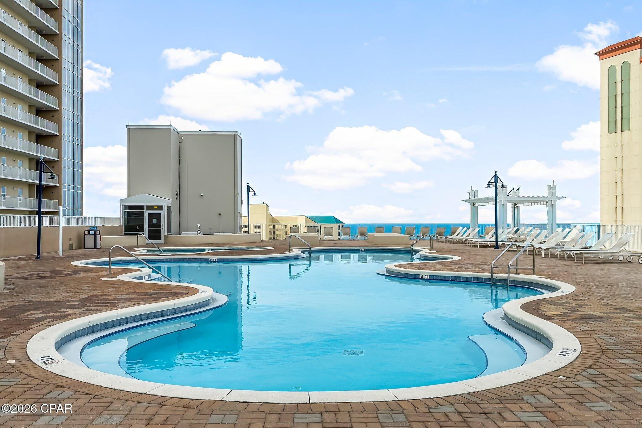 Laketown Wharf - Residential