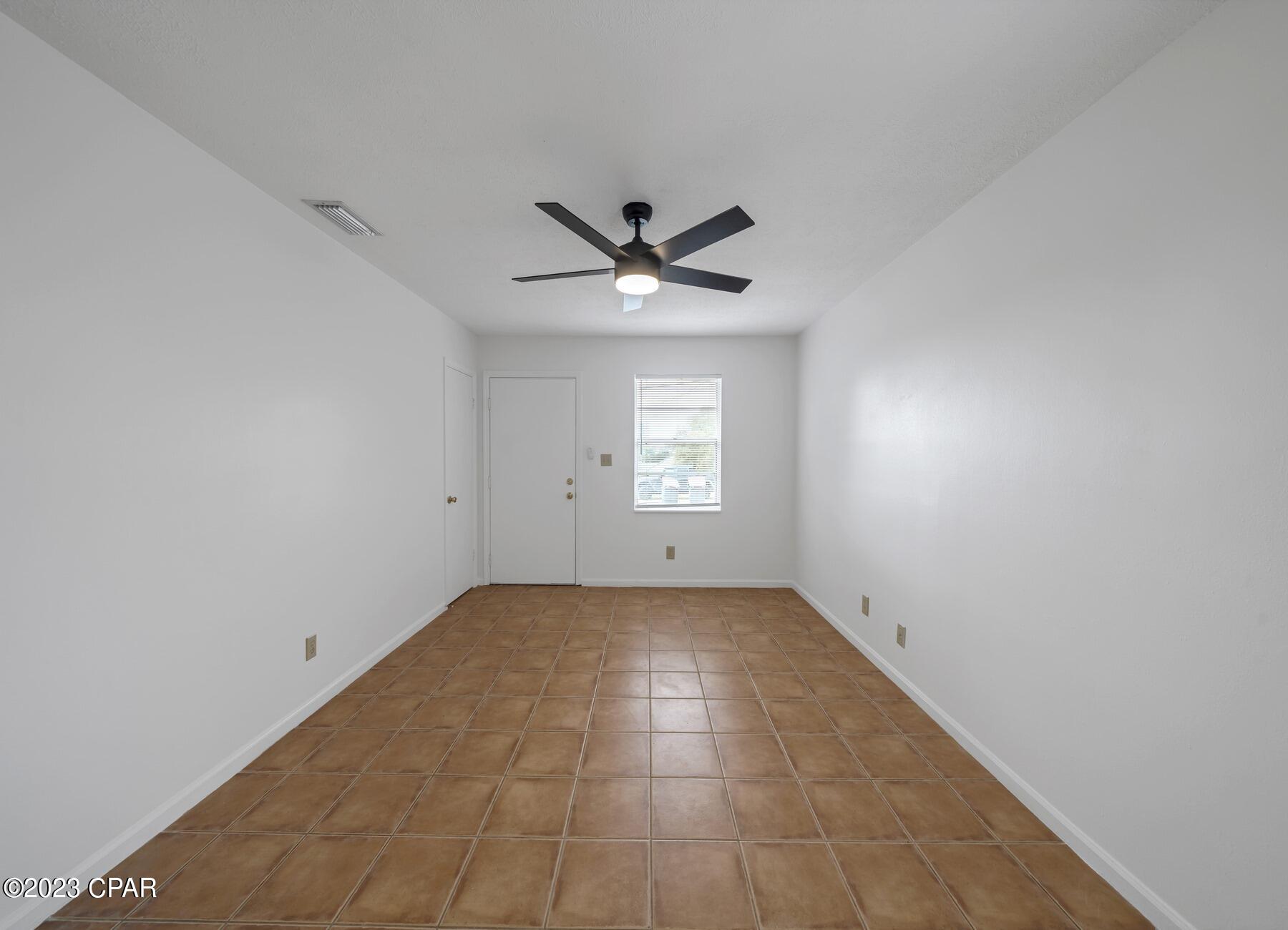 Lakeside Villas - Residential